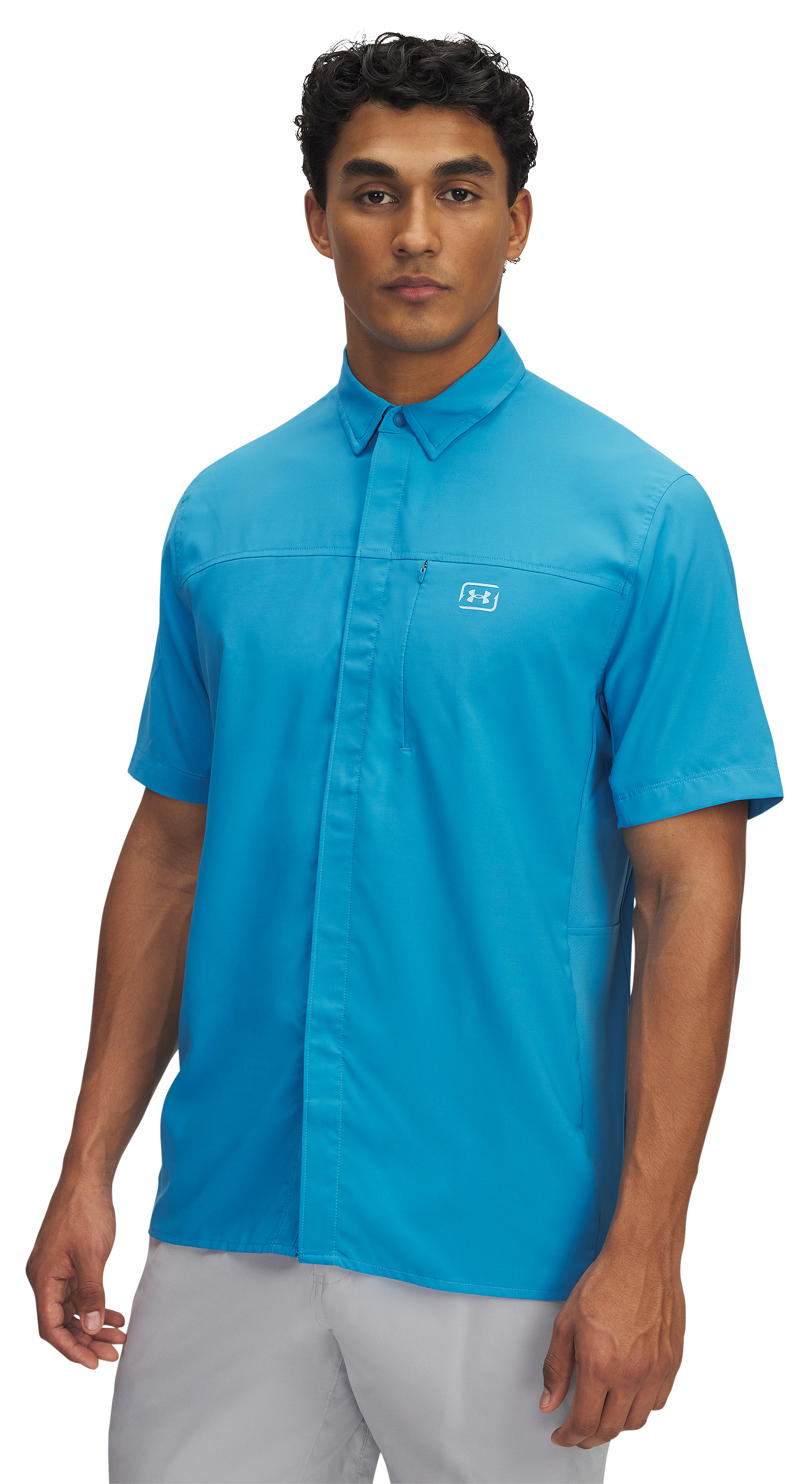 Image of Under Armour Shorebreak Hybrid Woven Short-Sleeve Button-Down Shirt - Ether Blue/Stream