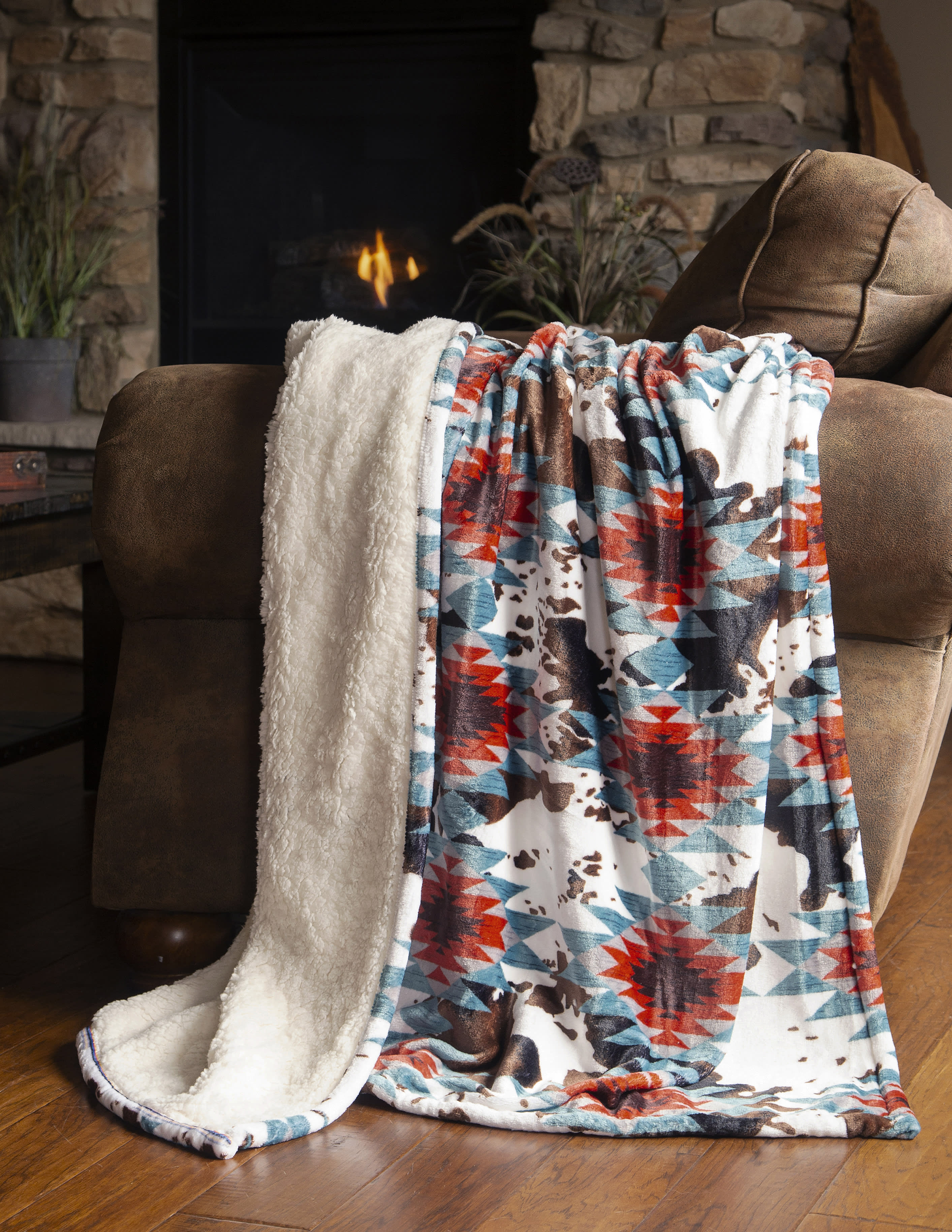 Image of Carstens, Inc. Wrangler Southwest Cowhide Plush Sherpa Throw