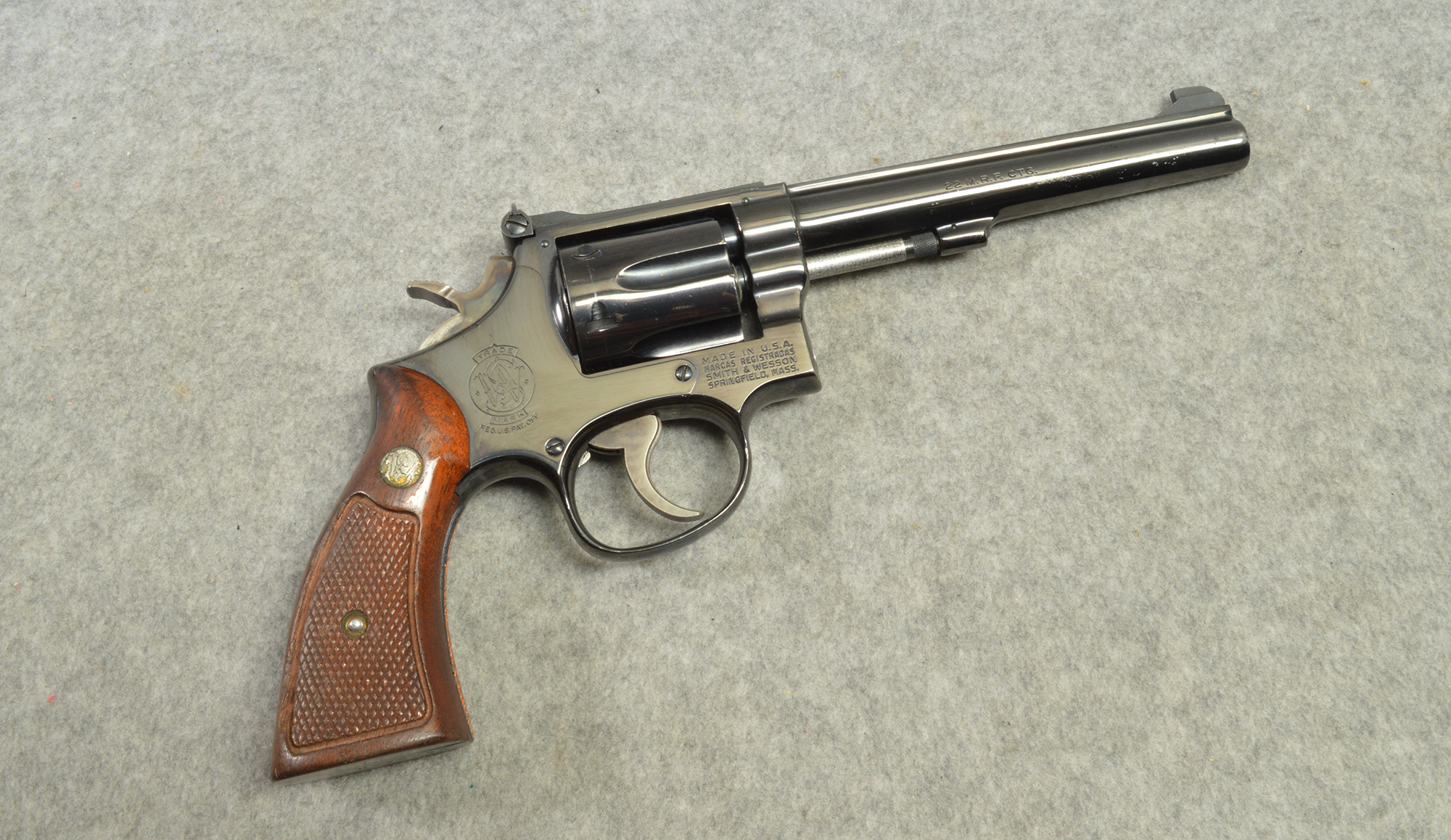 Smith & Wesson ~ 48-4 ~ .22 MRF - Bass Pro Shops