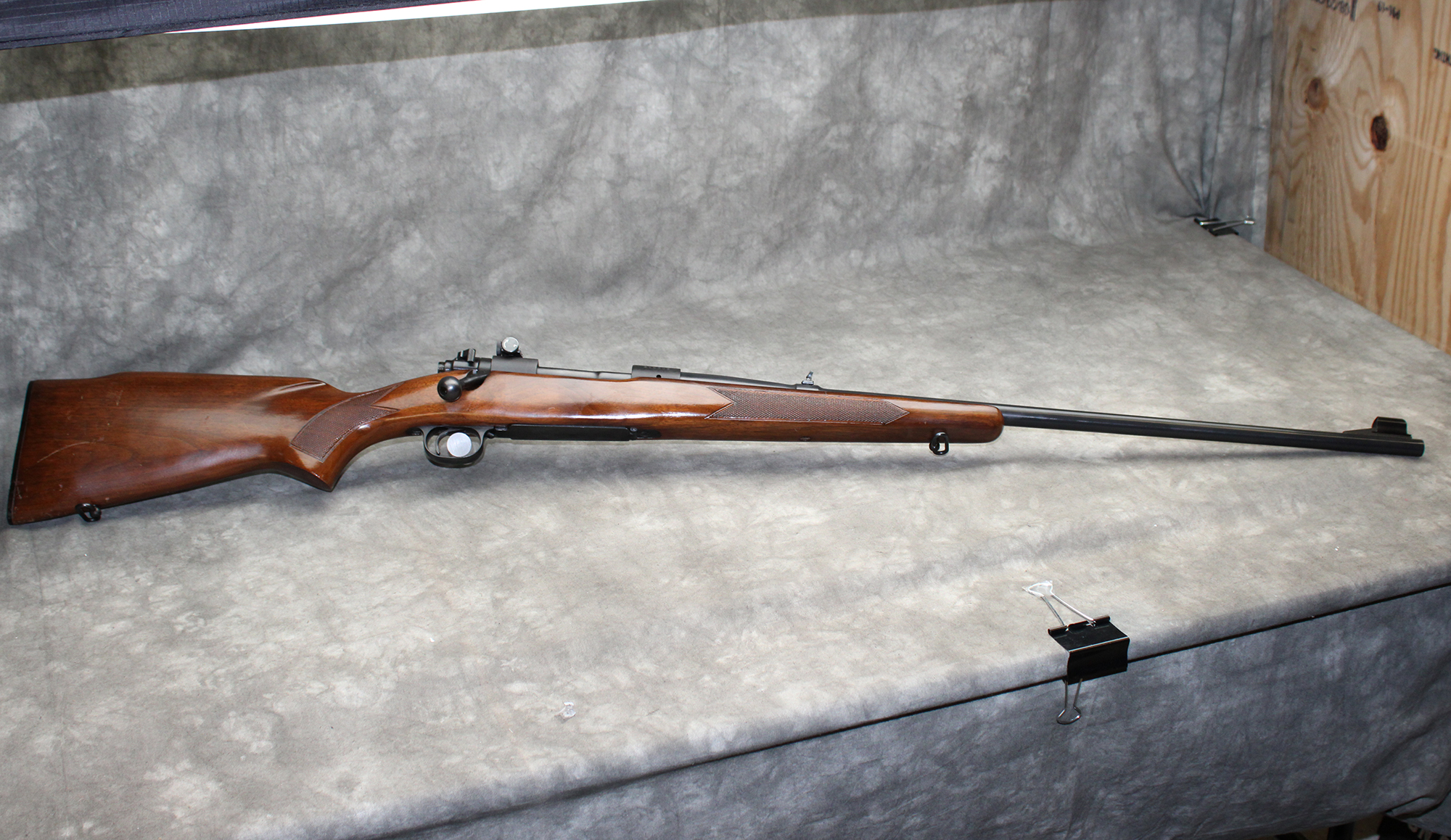 Winchester Model 70 - Bass Pro Shops