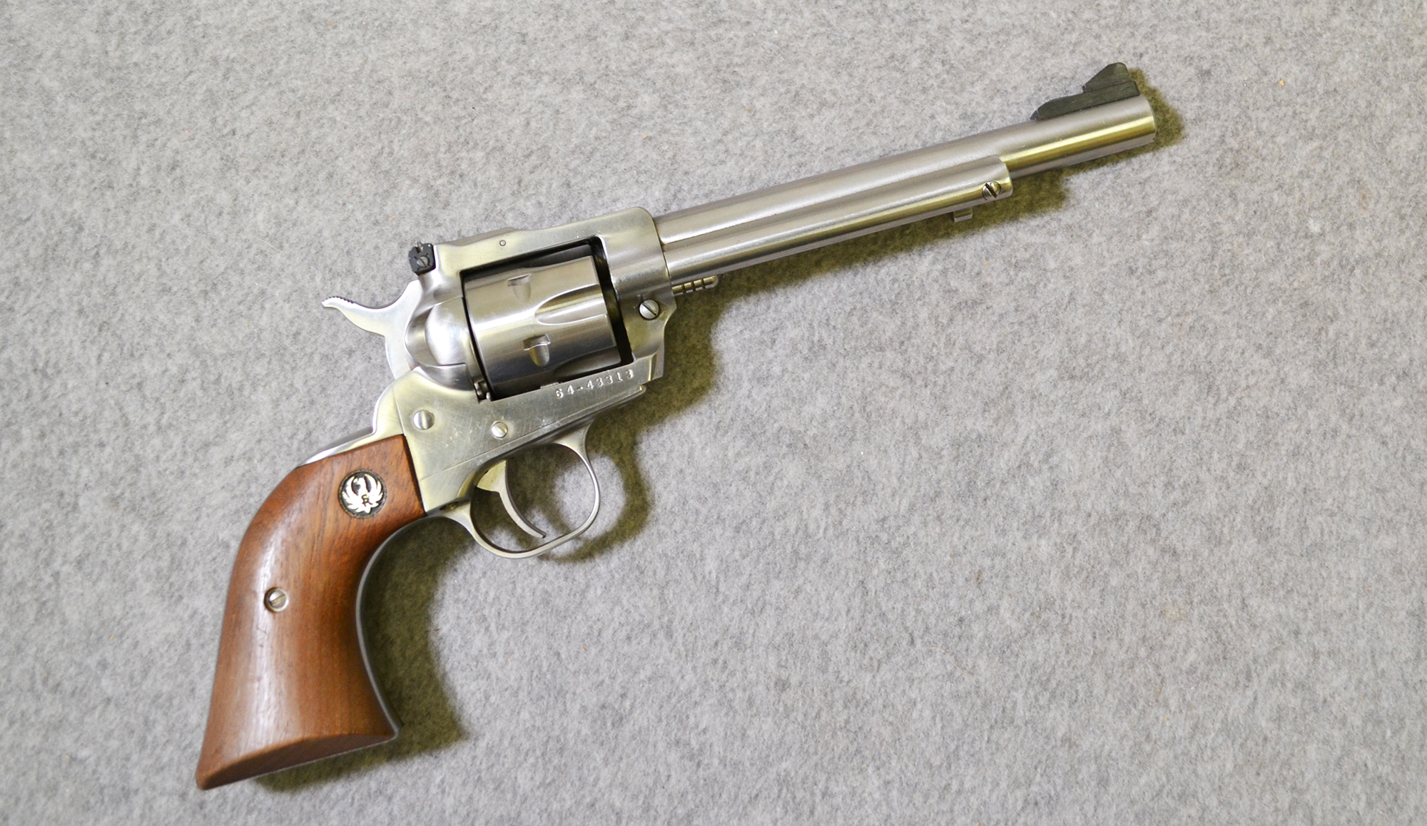 ++RUGER NEW MODEL SINGLE SIX .22 - Ruger