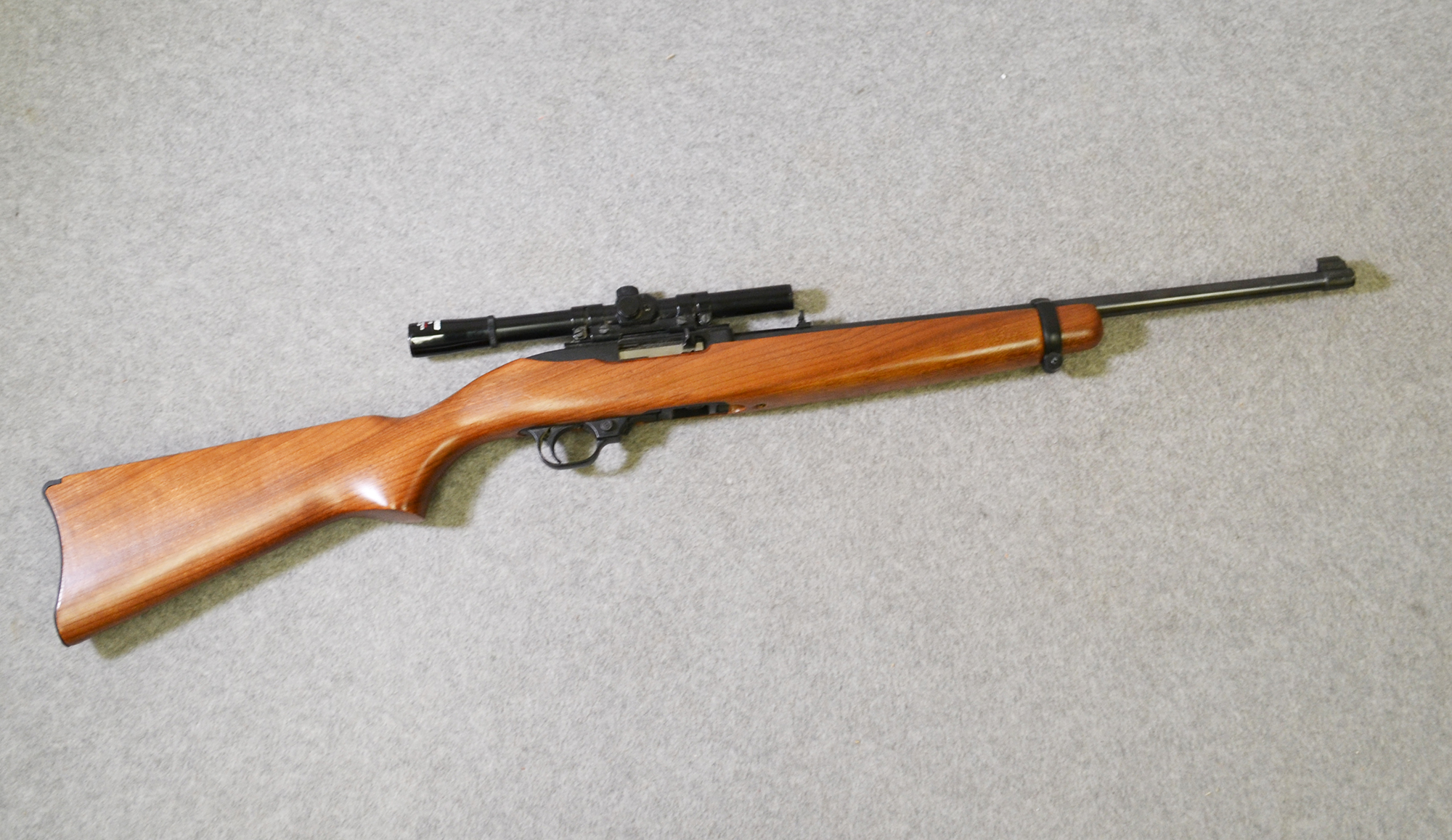 ++RUGER 10/22 .22 LONG RIFLE - Ruger