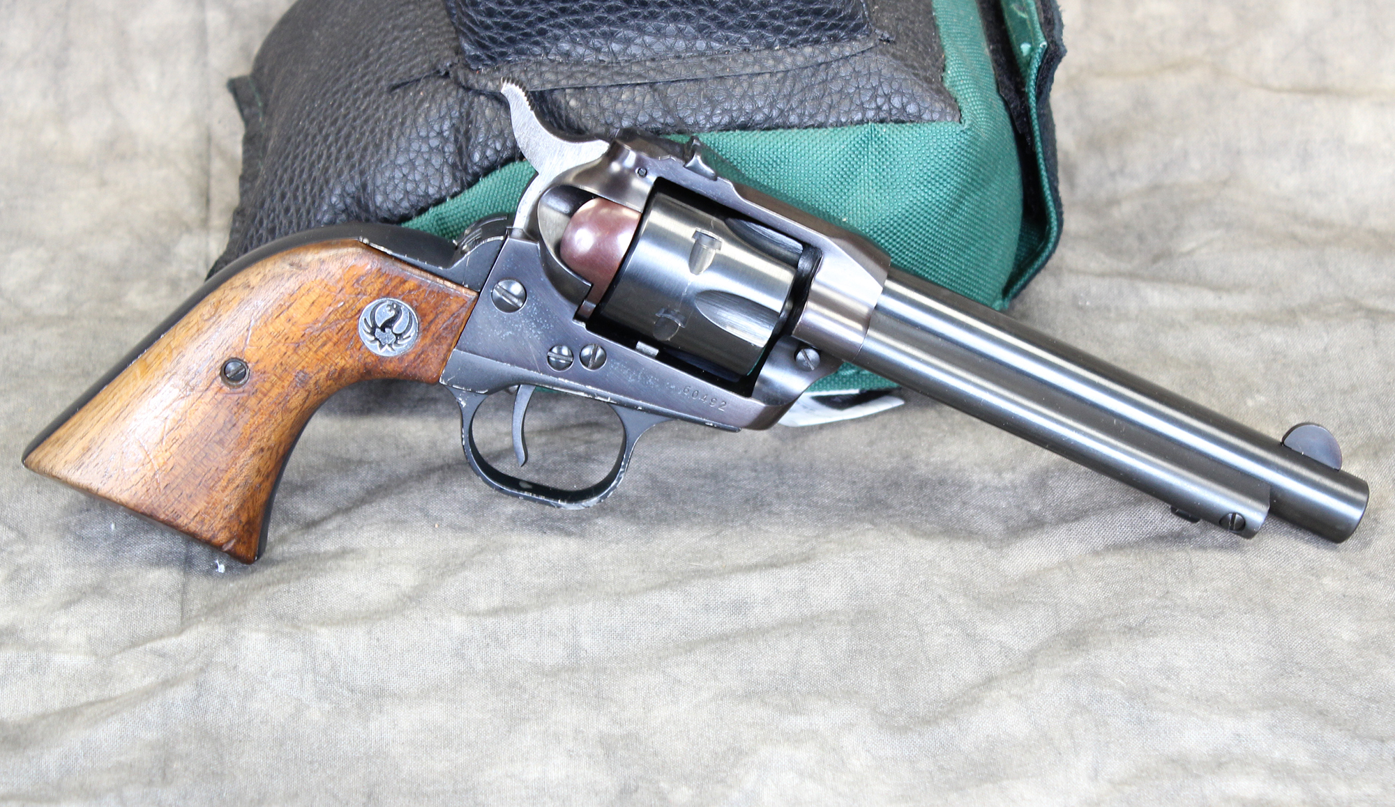 ++RUGER SINGLE SIX .22 LONG RIFL - Ruger