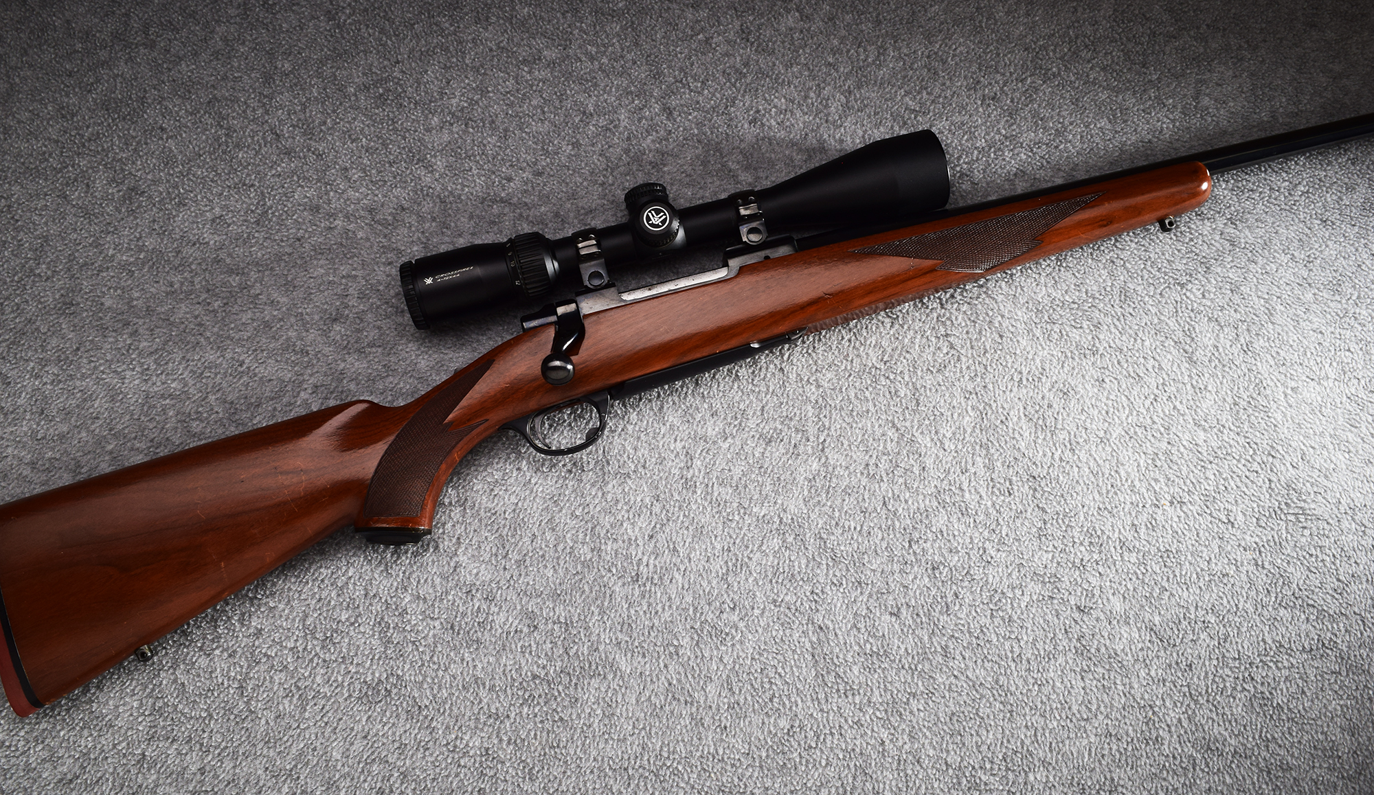 ++RUGER M77 .243 WINCHESTER - Ruger