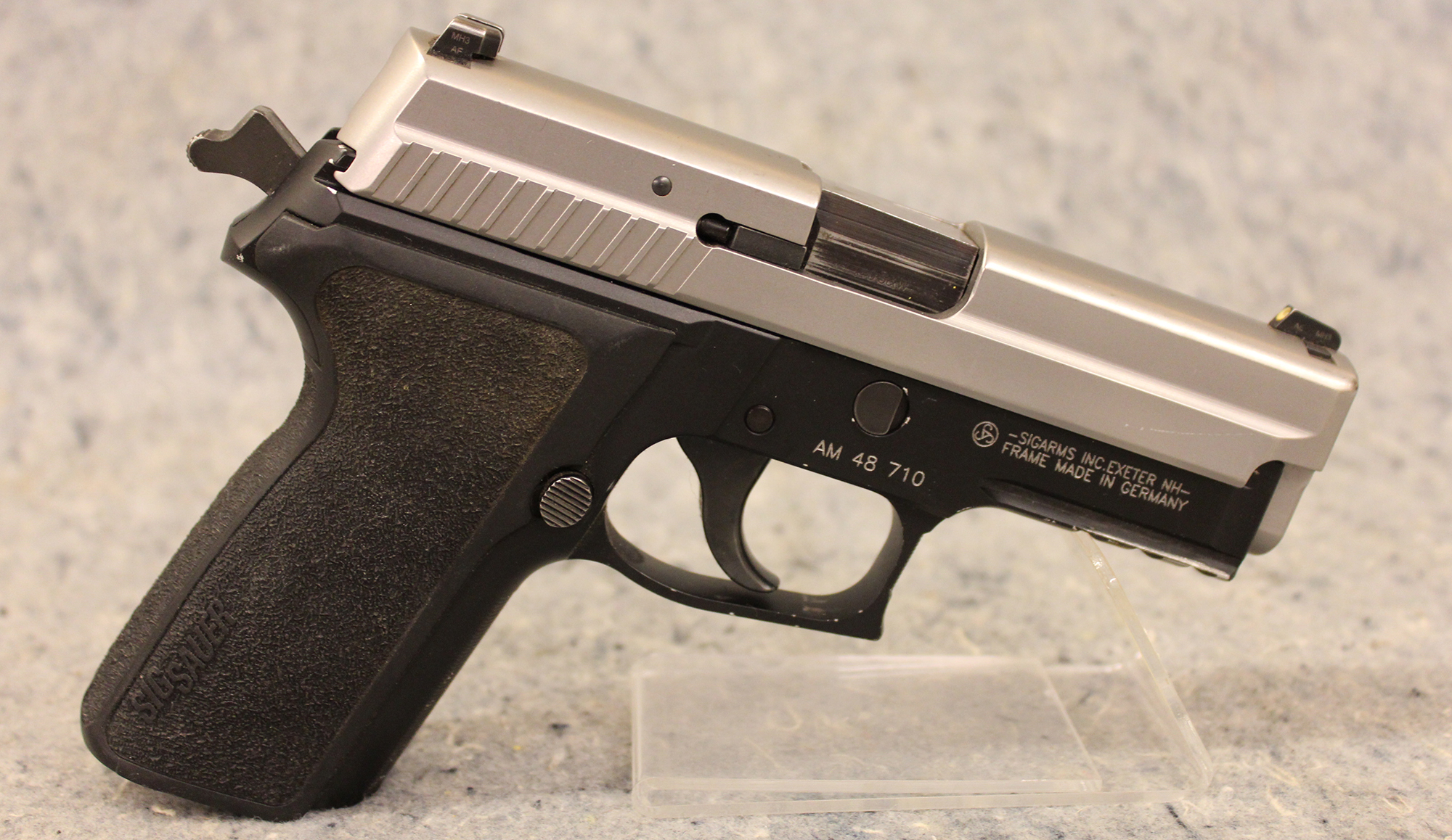 SIG Sauer ~ P229 Stainless ~ .40 S&W - Bass Pro Shops