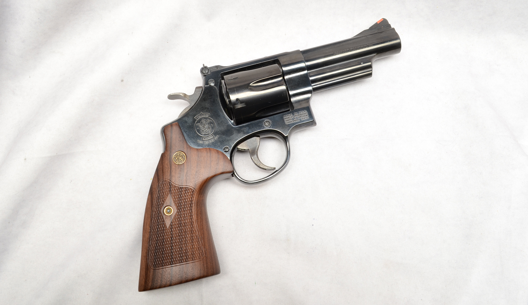 Smith & Wesson ~ 29-10 ~ .44 Magnum - Bass Pro Shops