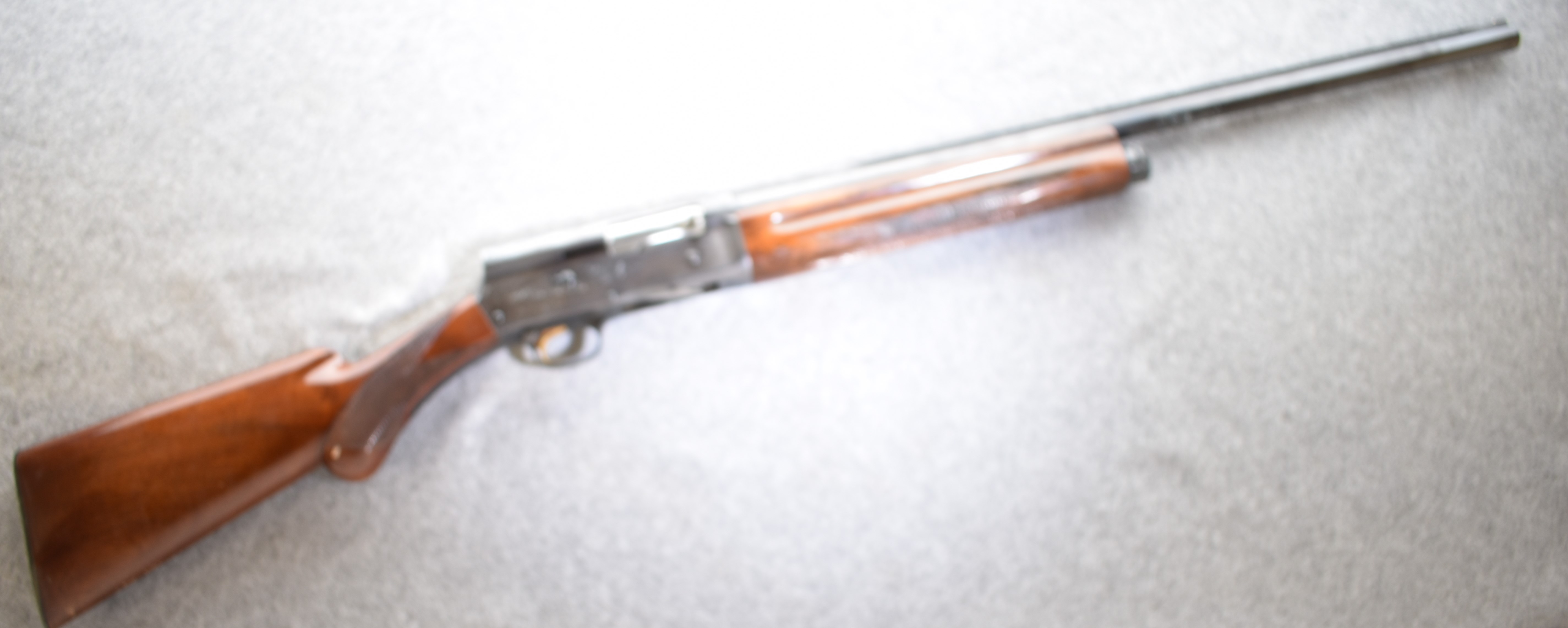 ++BROWNING LIGHT TWELVE 12 GAUGE - Browning