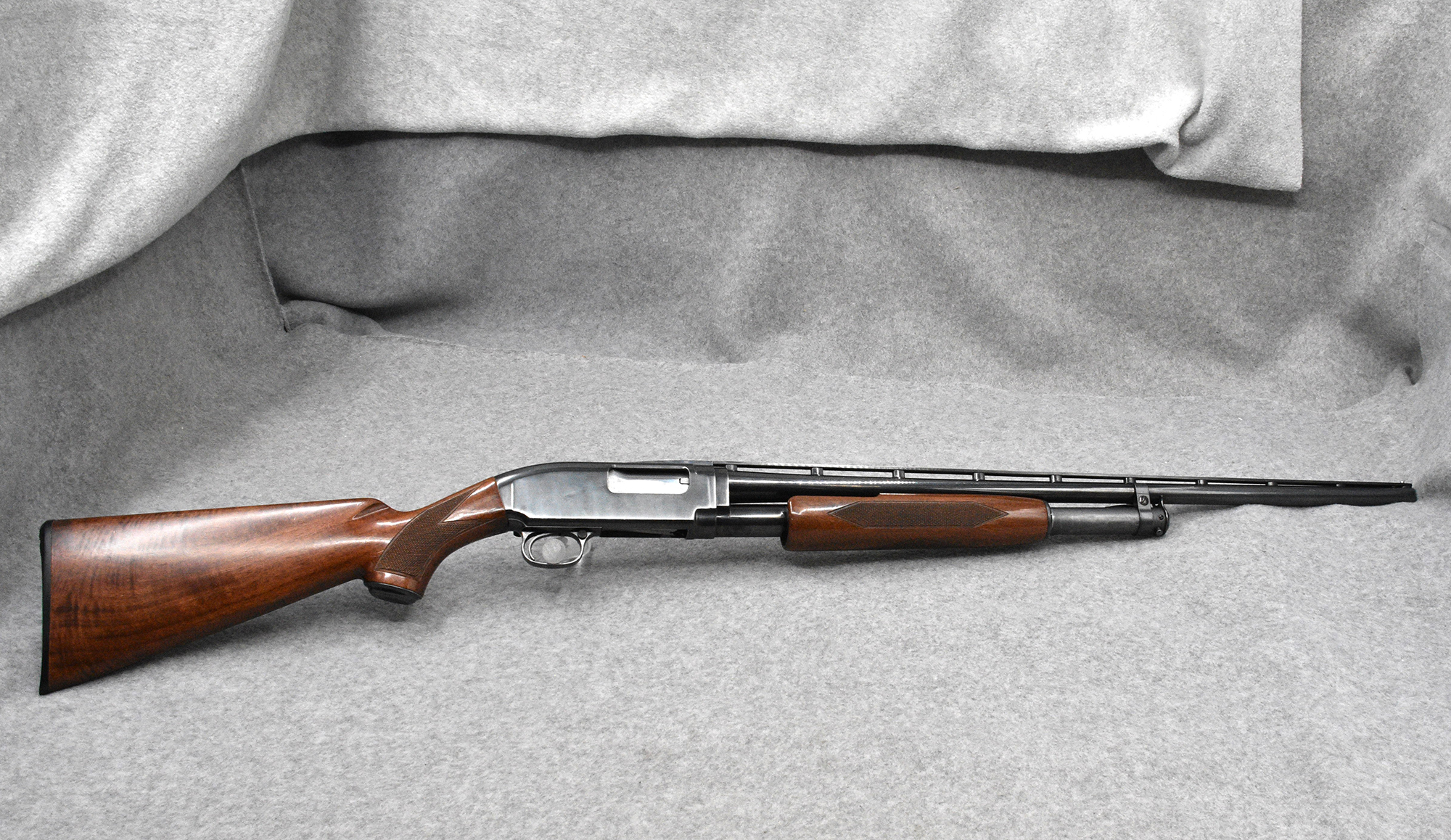 ++BROWNING 12 20 GAUGE - Browning