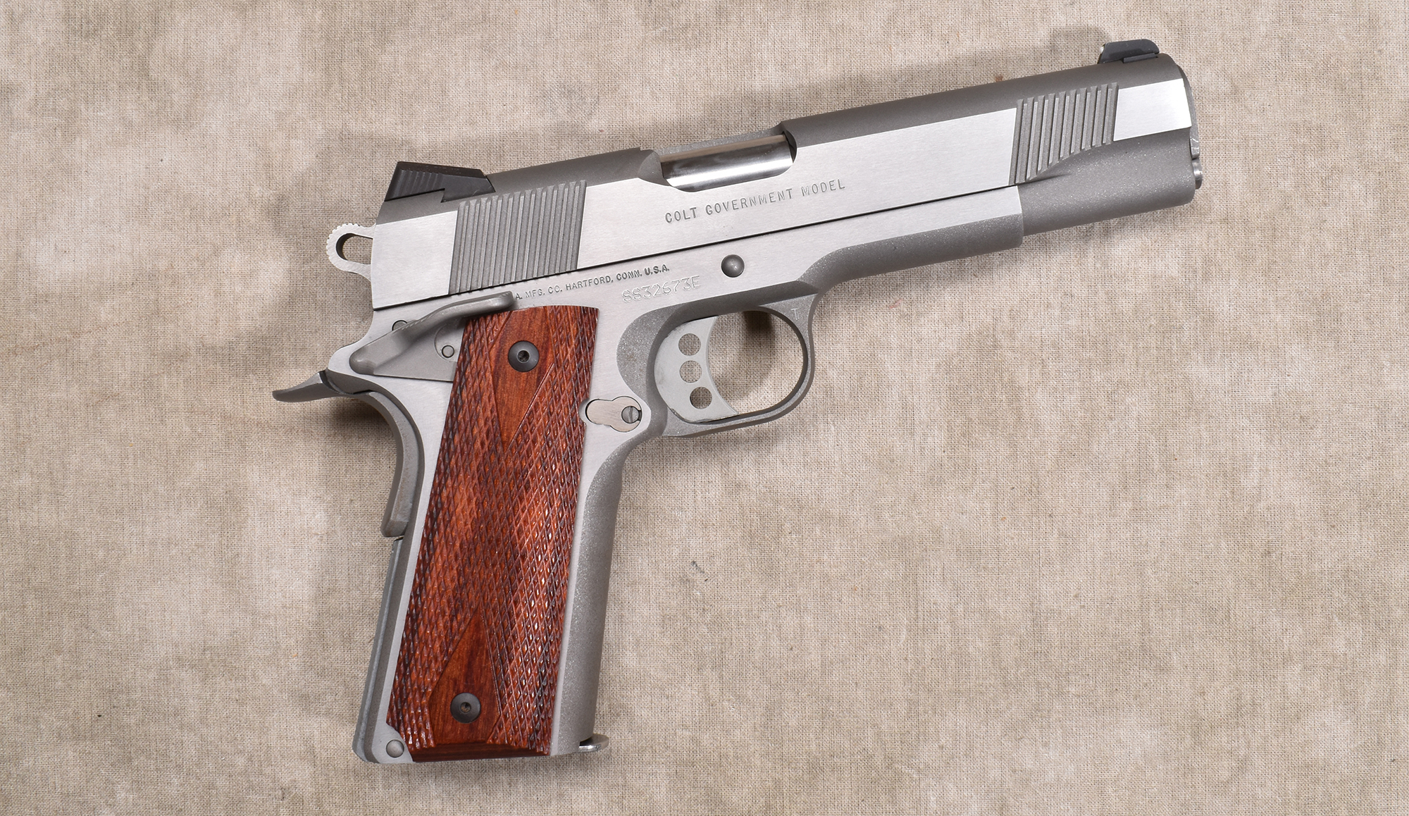 ++COLT GOVERNMENT .45 AUTO - Colt