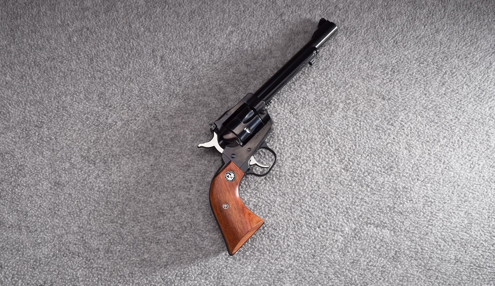++RUGER NEW MODEL SINGLE-SIX .22 - Ruger