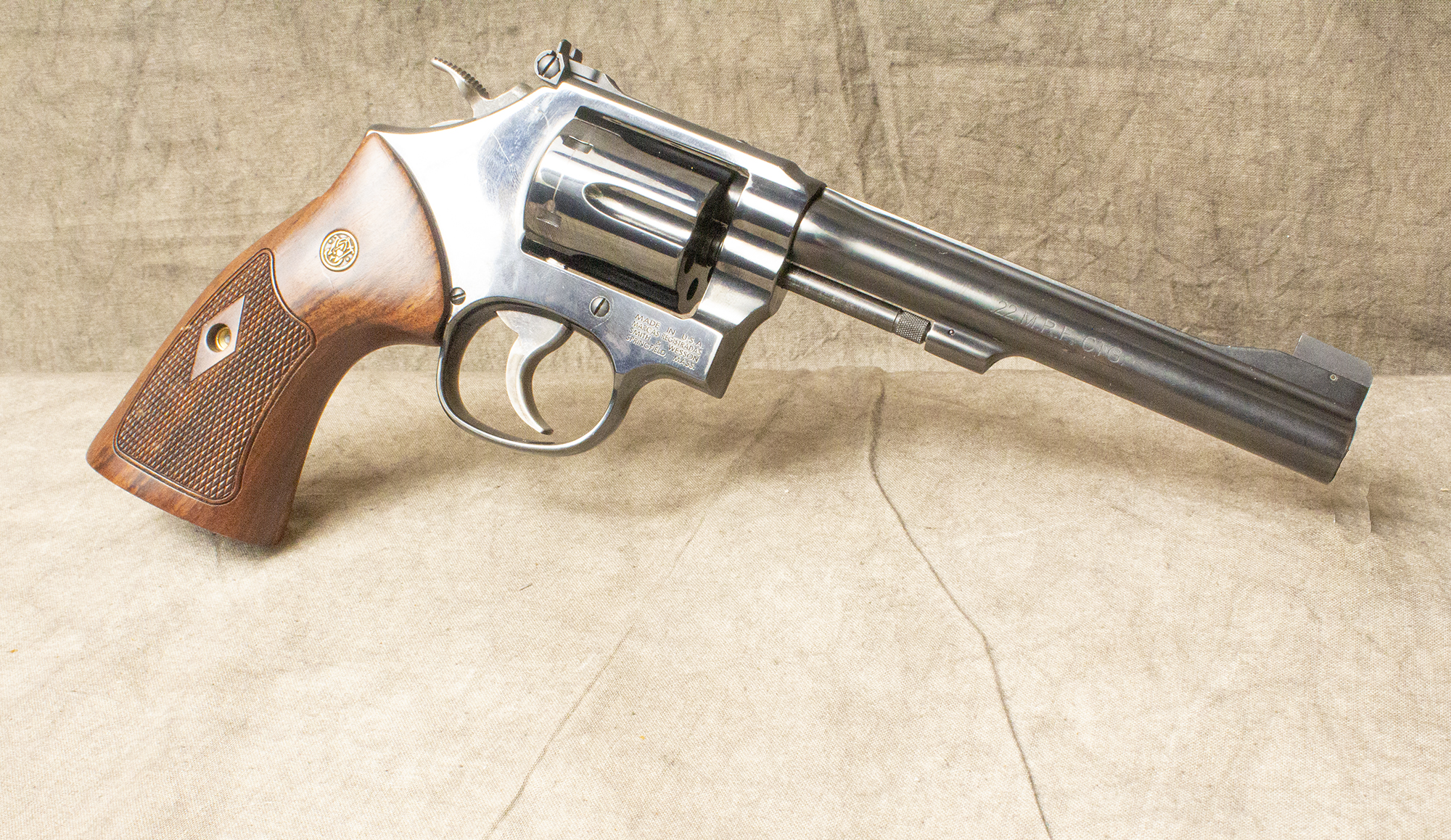 Image of Smith & Wesson ~ 48-7 ~ .22 MRF