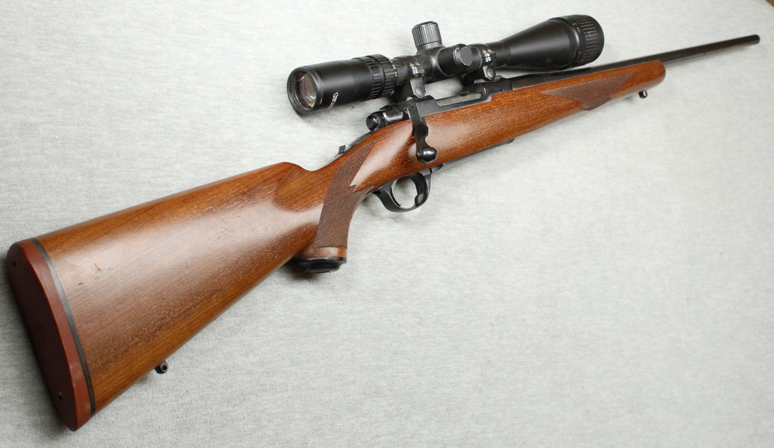 ++RUGER M77 .243 WINCHESTER - Ruger
