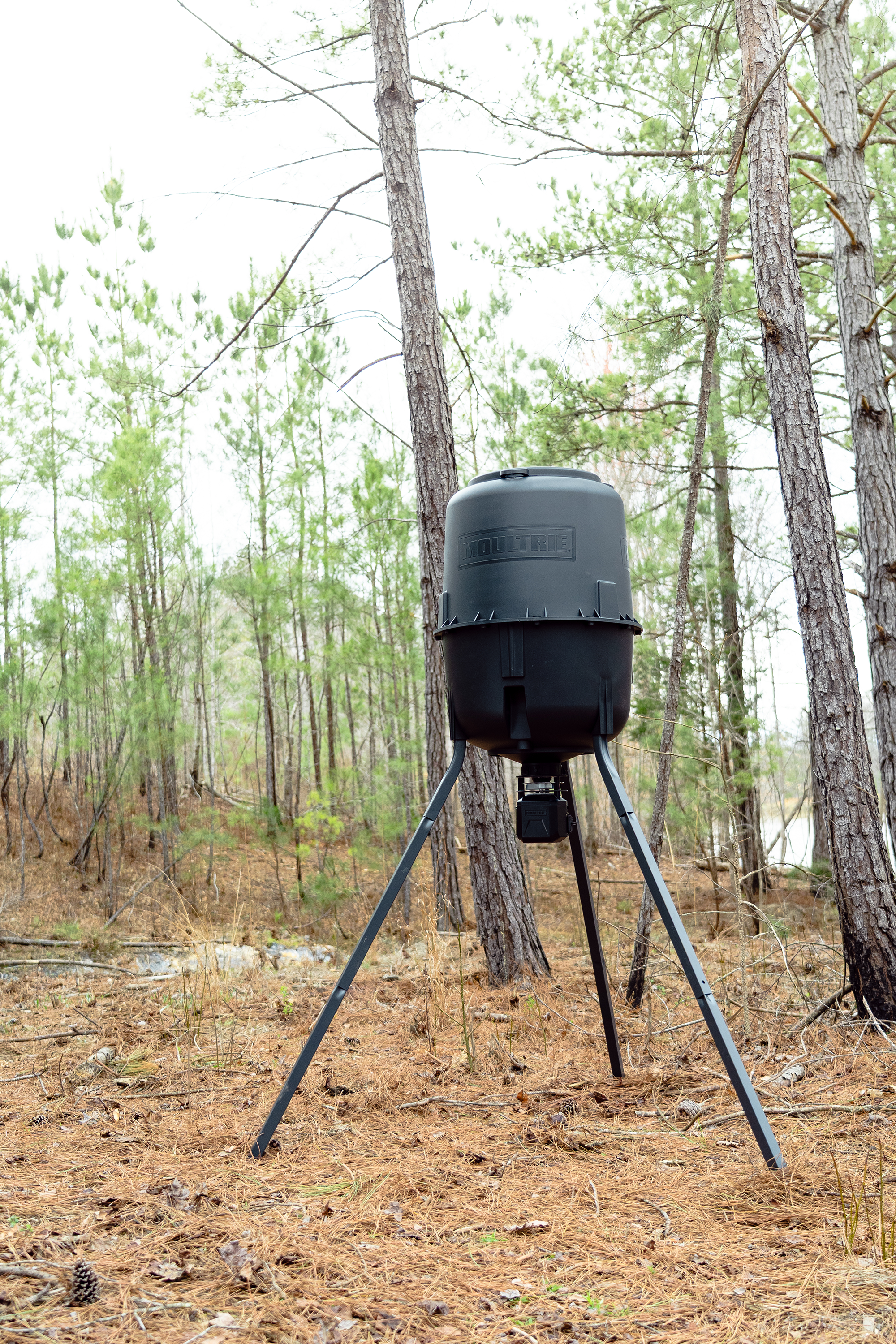 Image of Moultrie Deer Feeder Pro III Game Feeder