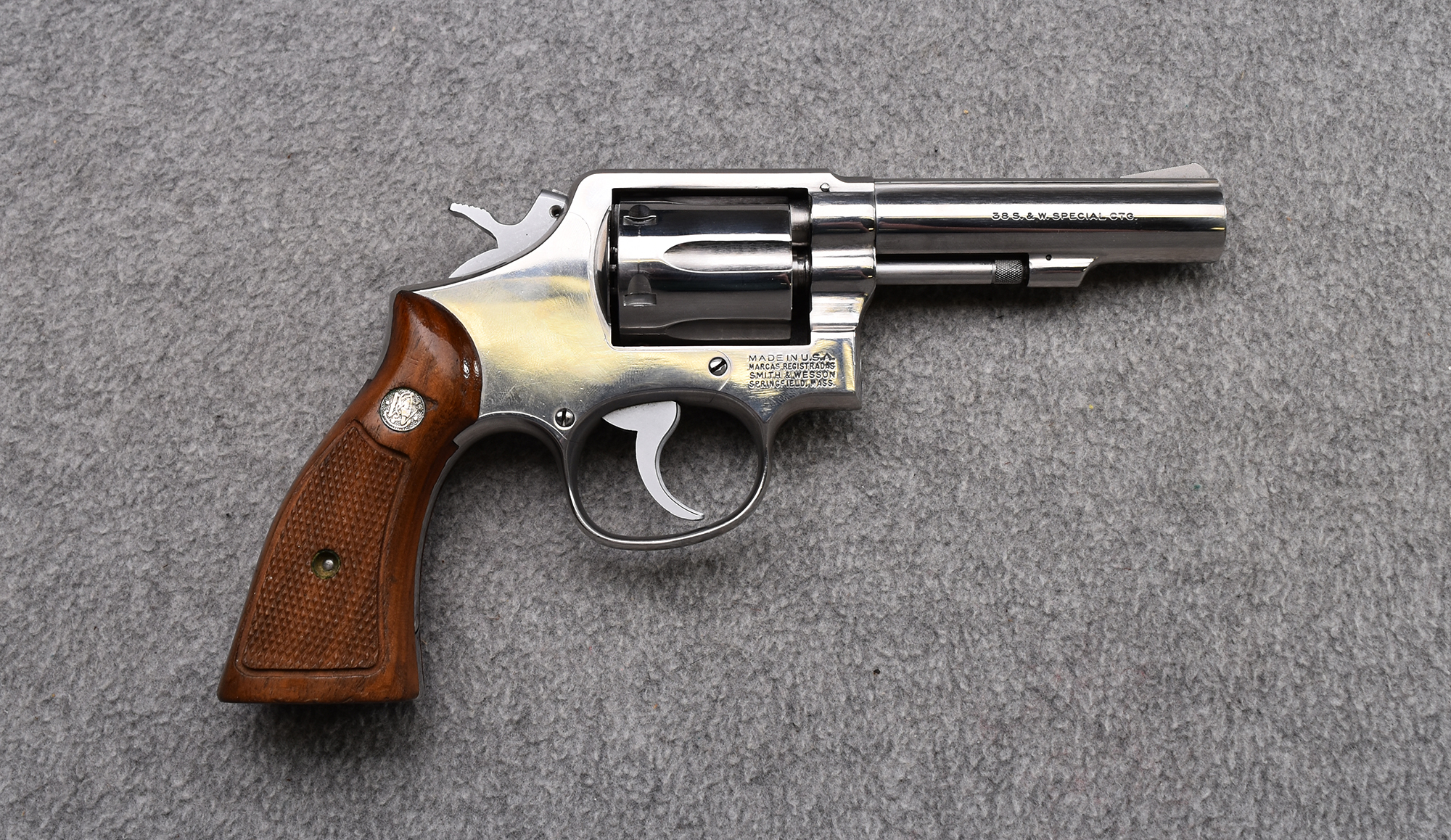 Image of Smith & Wesson ~ 64-3 ~ .38 S. & W. Special