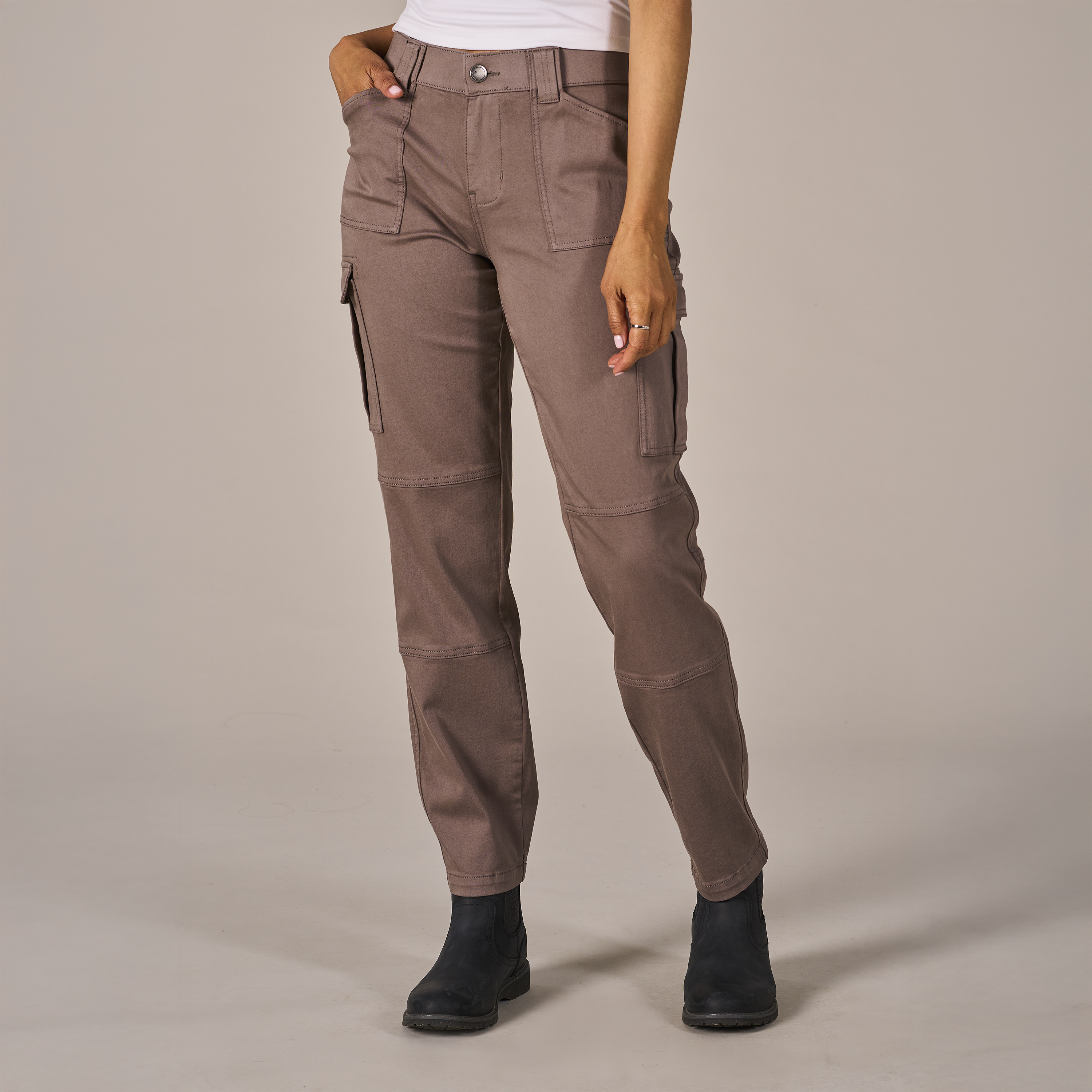 NATURAL REFLECTIONS Sierra Cargo Pants