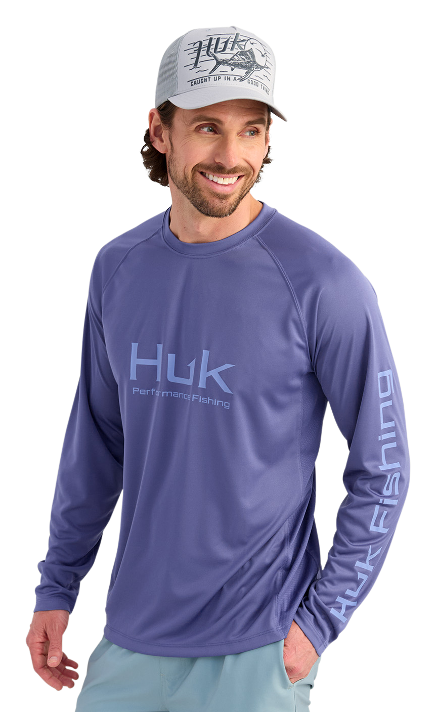 Image of Huk Vented Pursuit Logo Graphic Long-Sleeve Shirt - Skipper Blue