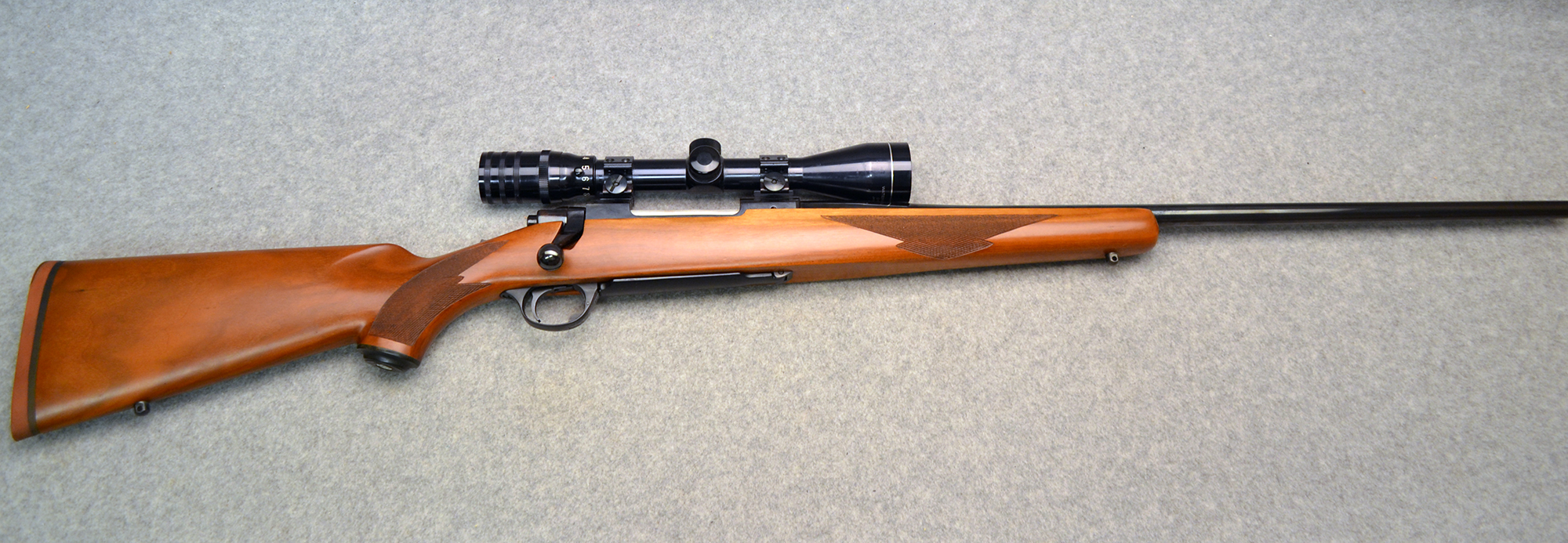 ++RUGER M77 7MM REMINGTON MAGNUM - Ruger