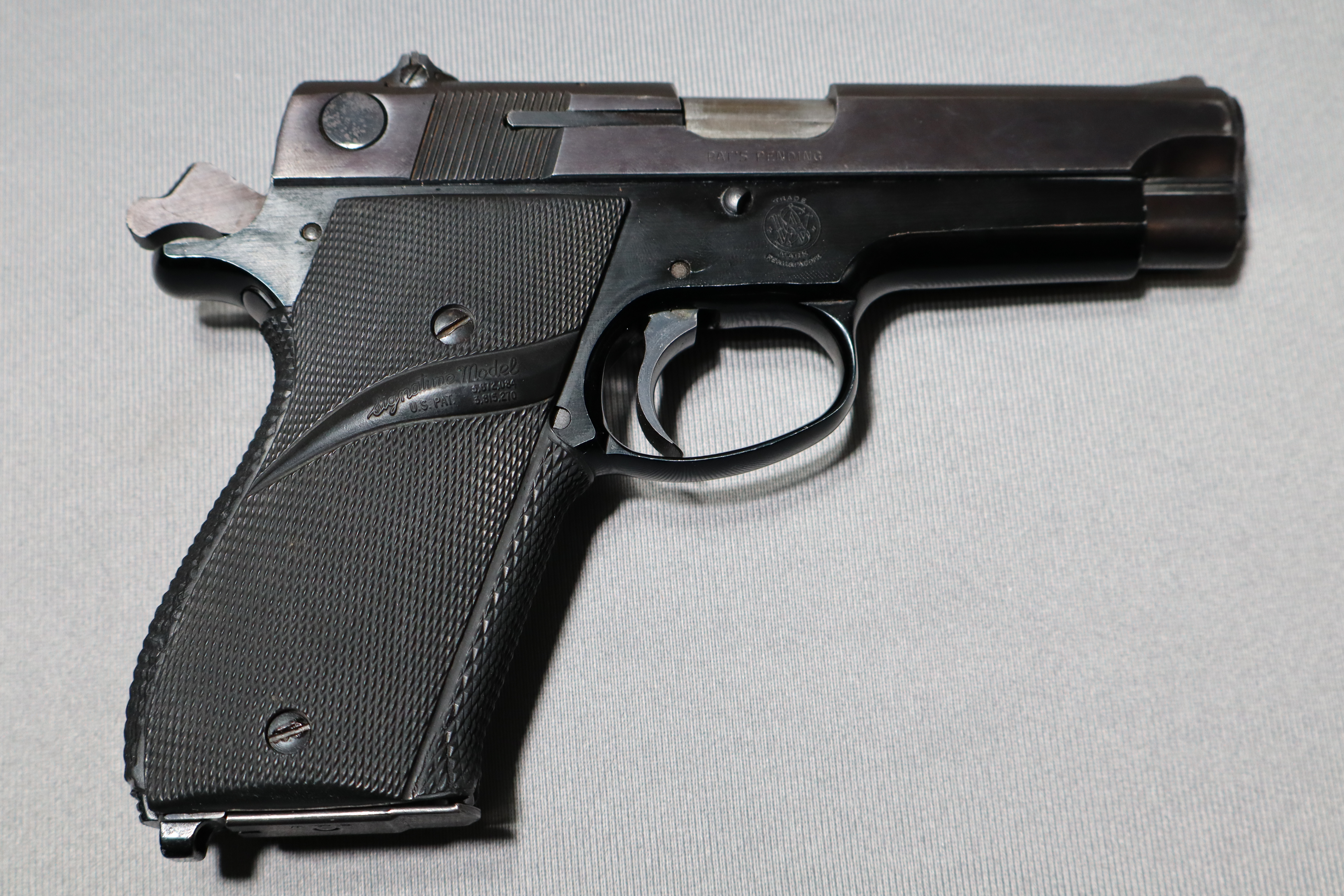 Image of Smith and Wesson Model 39-2 9x19mm