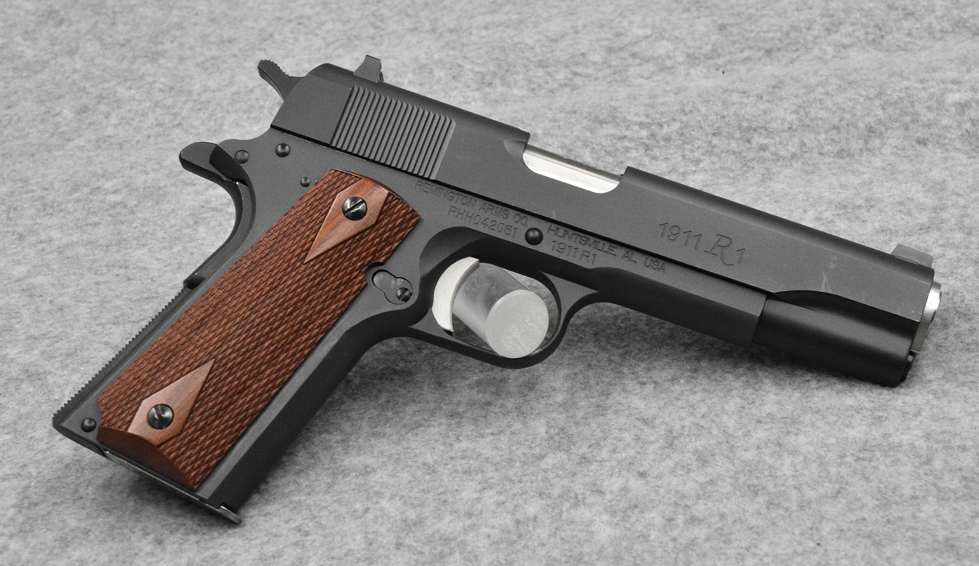 ++REMINGTON 1911 R1 .45 AUTO - Remington