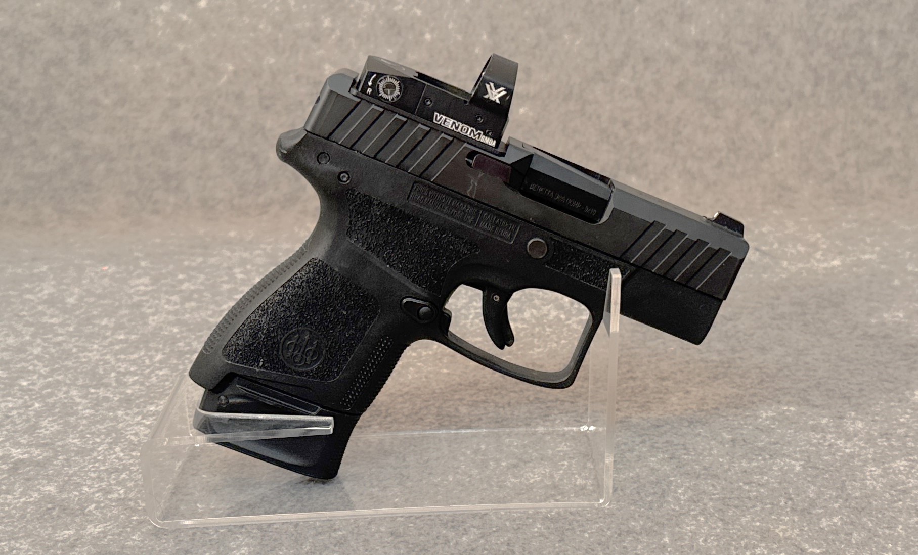 ++BERETTA APX 9MM LUGER