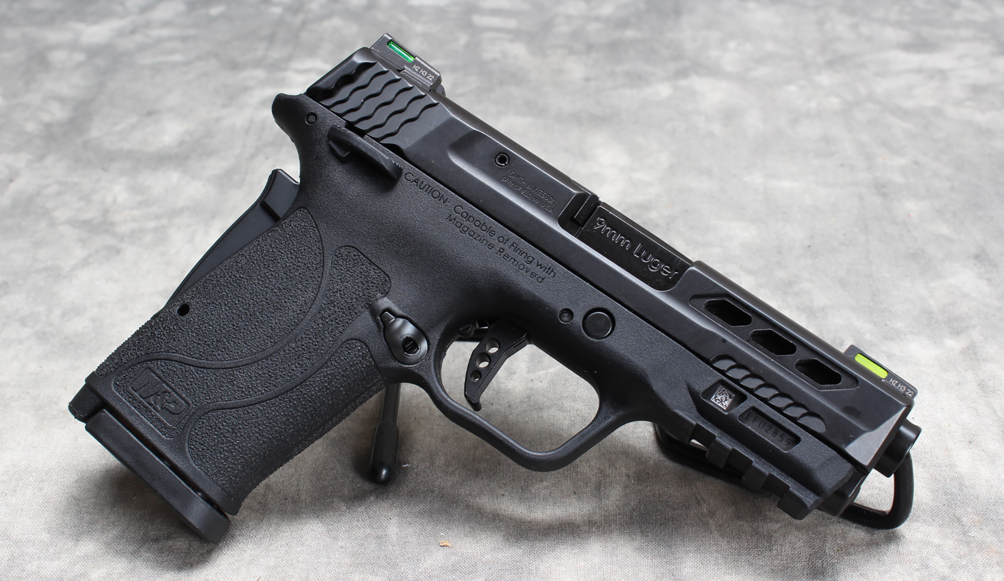 Image of Smith & Wesson~ EZ Shield 9 Performance Center~ 9x19