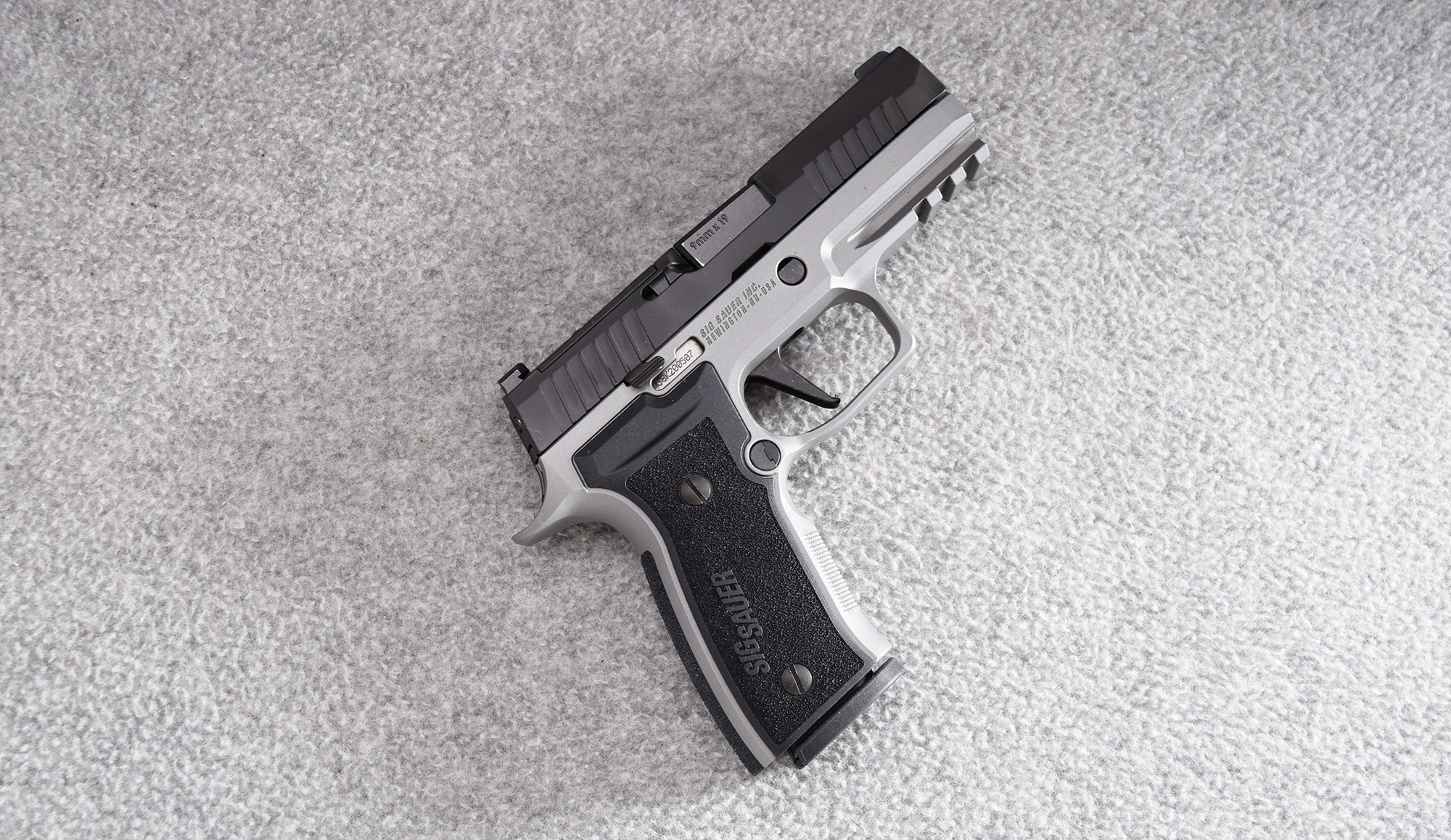 Image of Sig Sauer ~ P320 AXG Carry ~ 9mm Luger