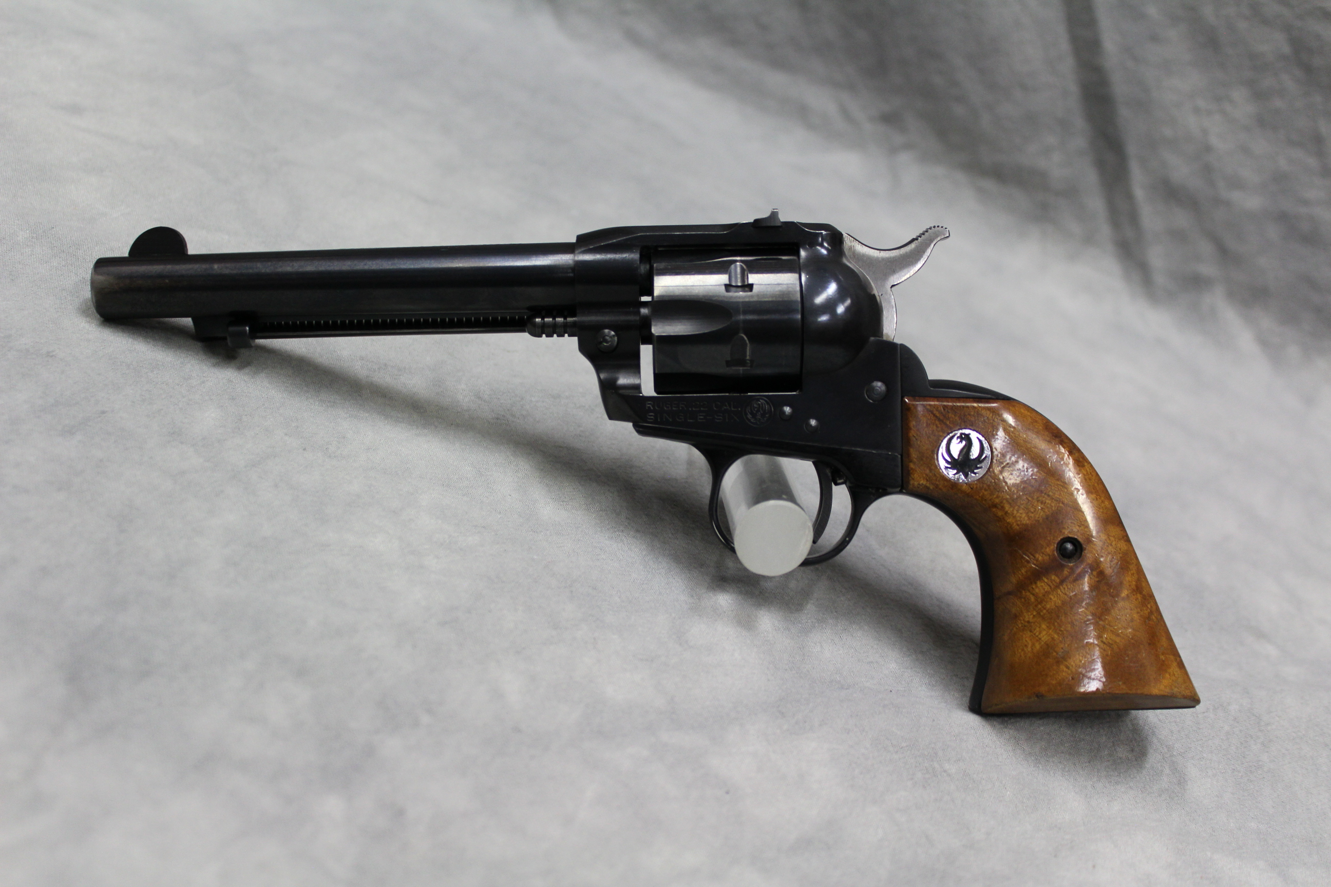 ++RUGER SINGLE SIX .22 LONG RIFL - Ruger