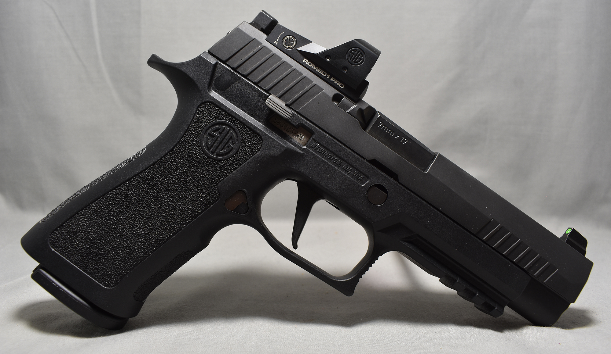 Sig Sauer ~ P320 ~ 9mm Luger - Bass Pro Shops