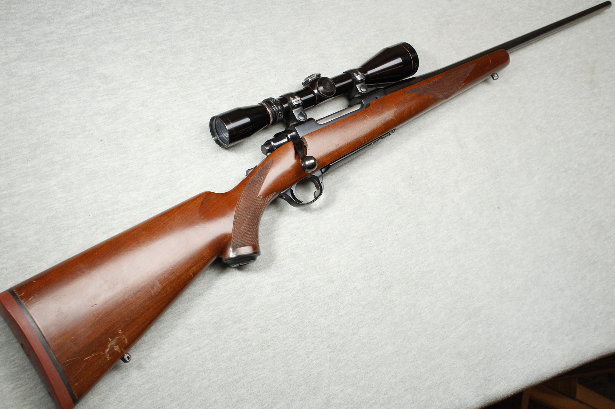 ++RUGER M77 7MM REMINGTON MAGNUM - Ruger