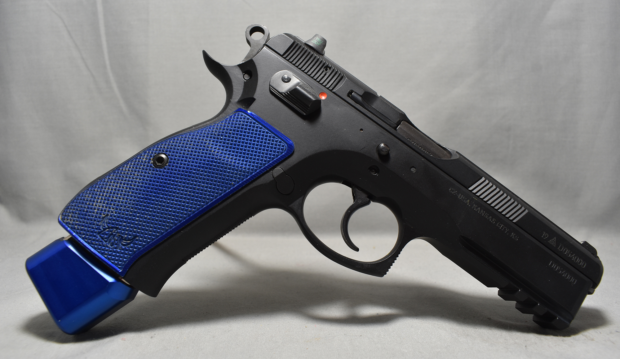 CZ ~ 75 SP-01 ~ 9mm Luger - Bass Pro Shops