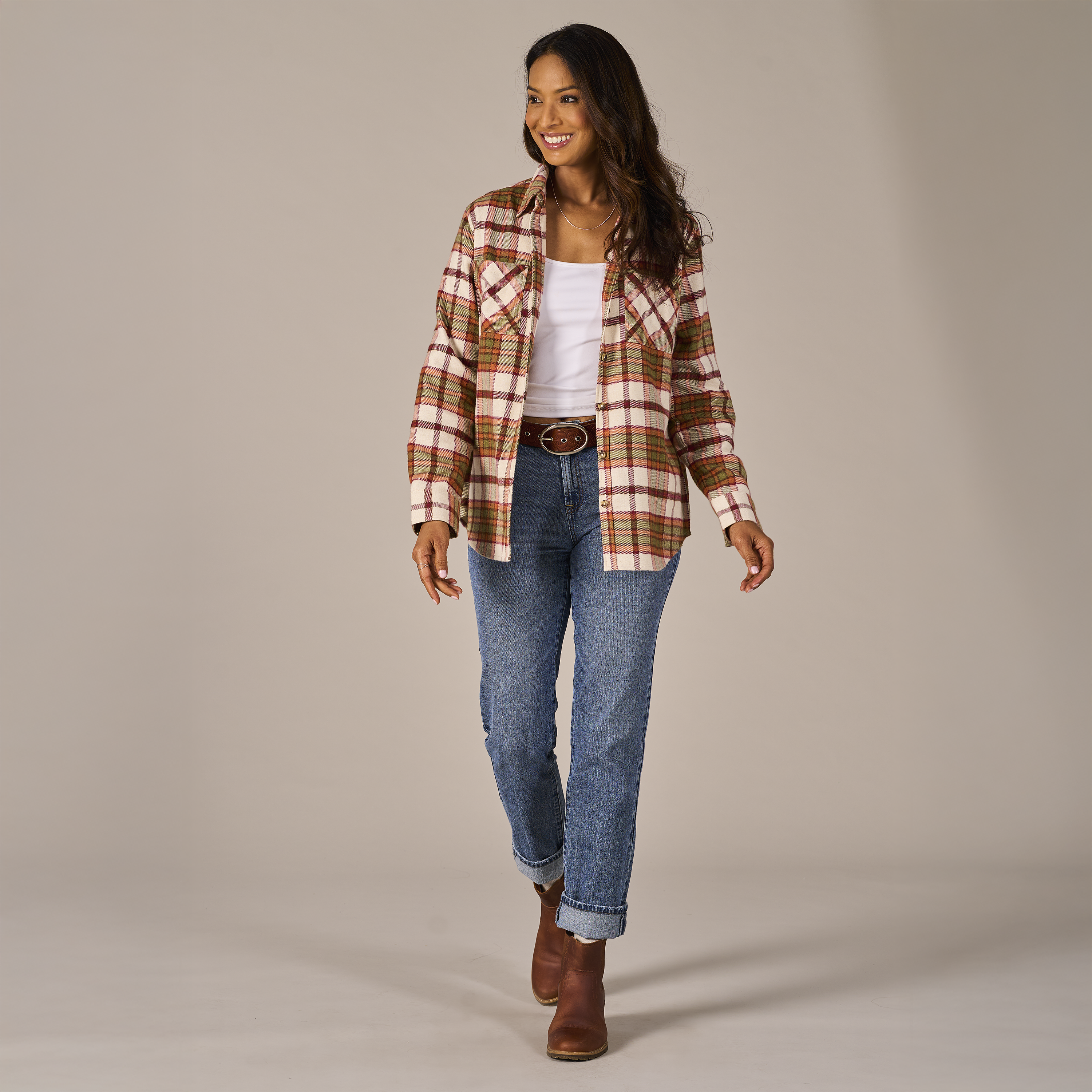 NATURAL REFLECTIONS Vintage Stretch Cuffed Jeans
