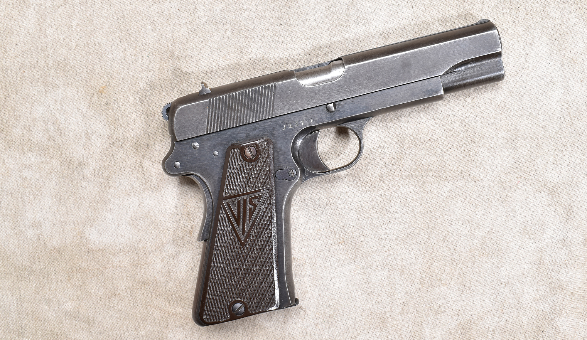 RADOM ~ VIS 35 ~ 9mm LUGER - Bass Pro Shops