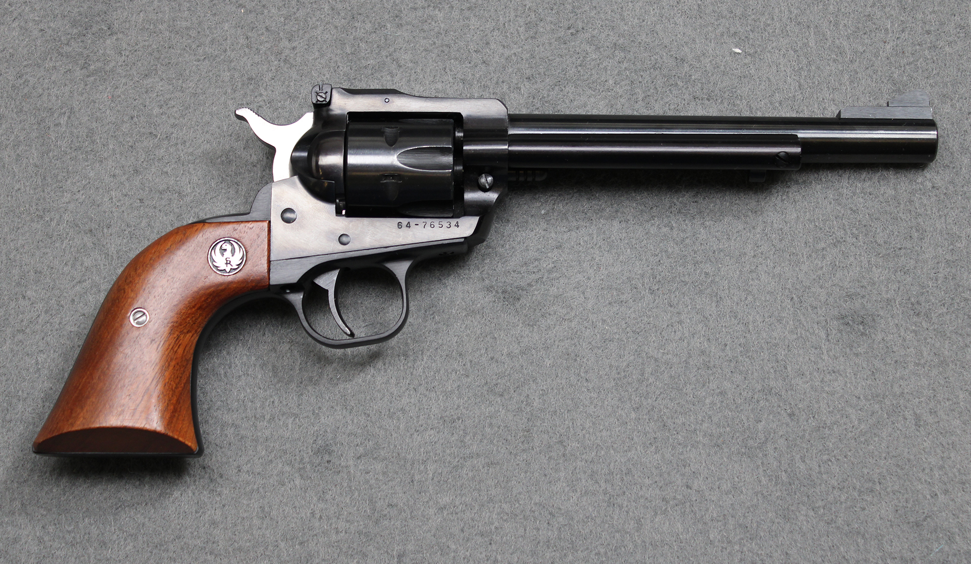 ++RUGER NEW MODEL SINGLE SIX .22 - Ruger