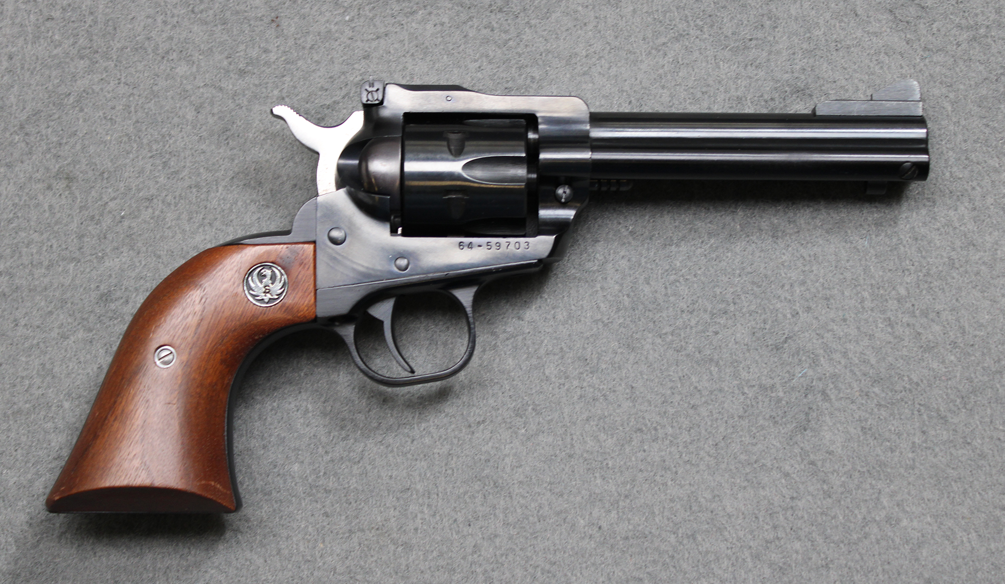 ++RUGER NEW MODEL SINGLE SIX .22 - Ruger