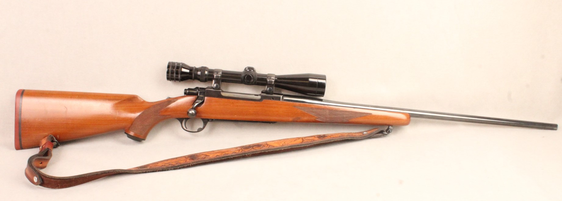 ++RUGER M77 7MM REMINGTON MAGNUM - Ruger