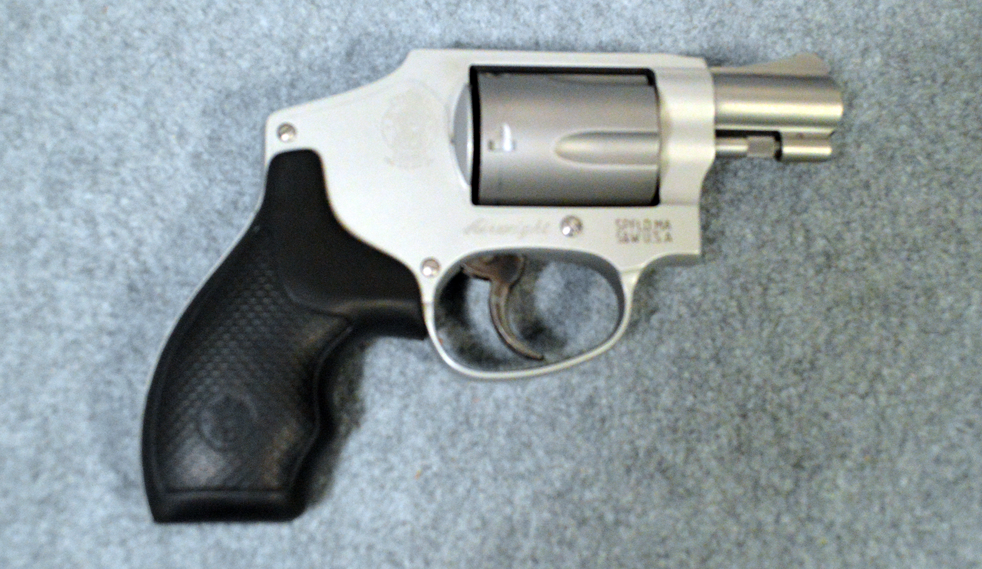 Image of Smith & Wesson ~ 642-2 Airweight ~ .38 Spec +P