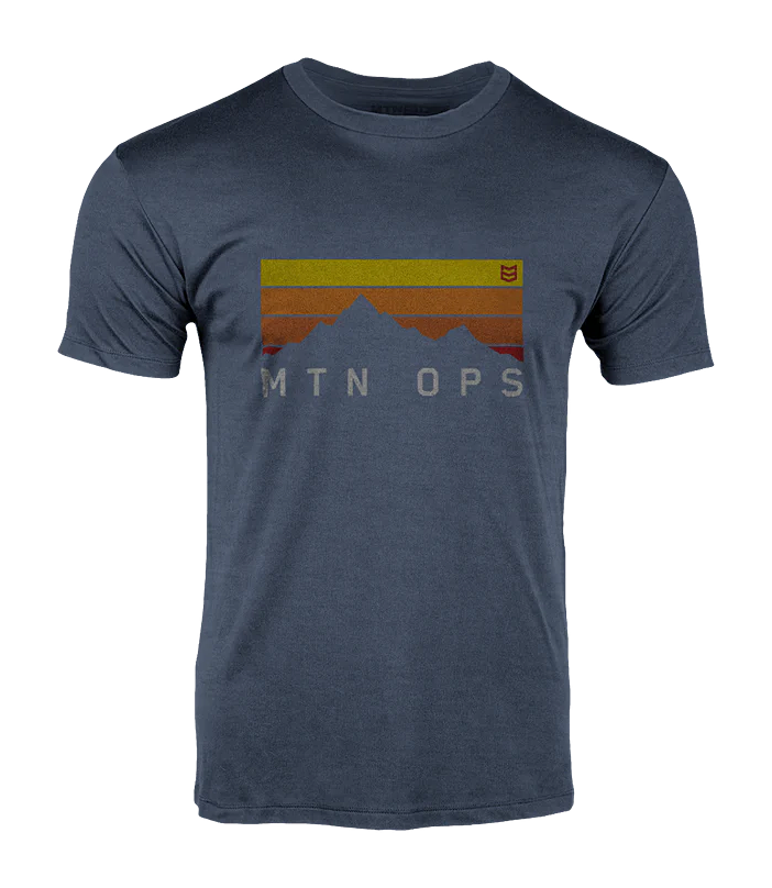 Image of MTN Ops Dusk Short-Sleeve T-Shirt - Indigo - XL