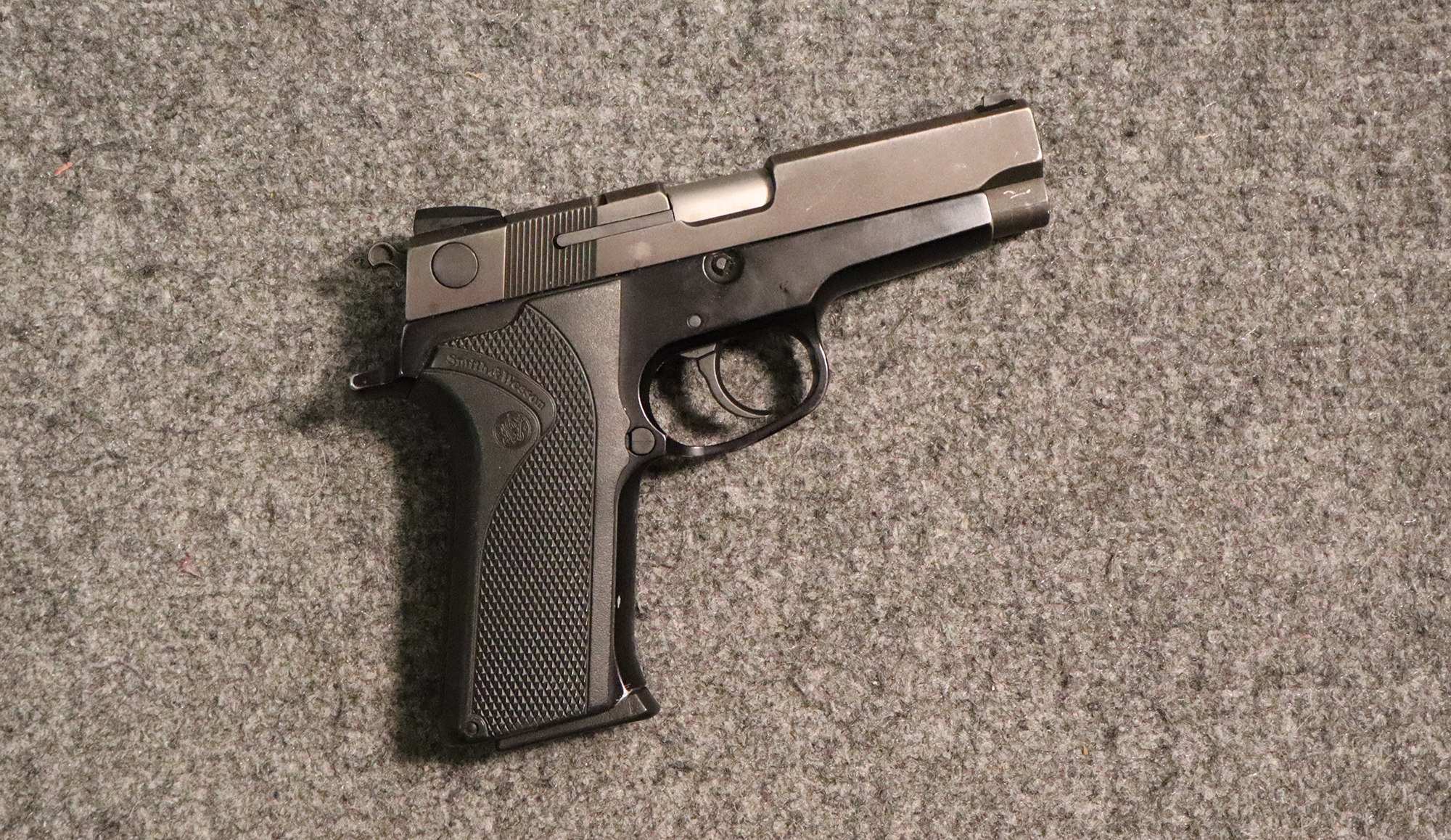 Image of ++SMITH & WESSON 910 9MM LUGER