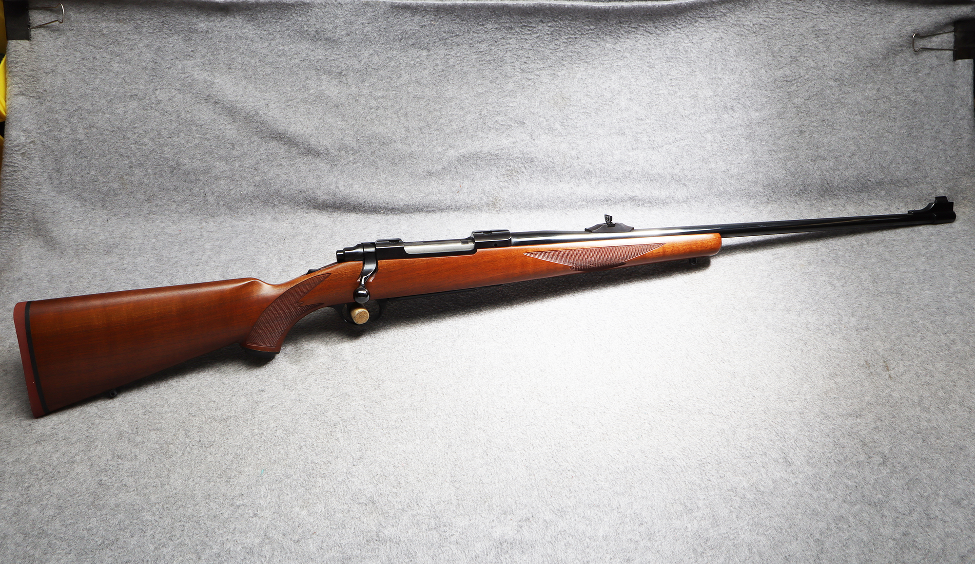 ++RUGER M77 7MM REMINGTON MAGNUM - Ruger