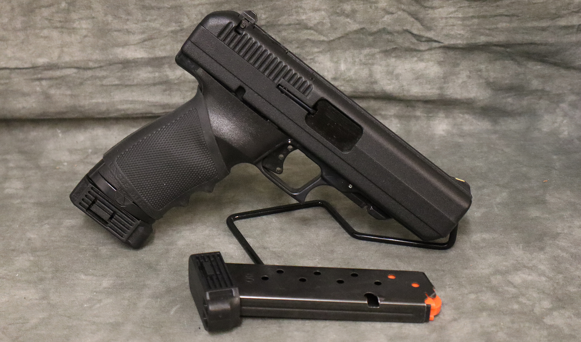 Hi-Point~JCP~40 S&W - Bass Pro Shops