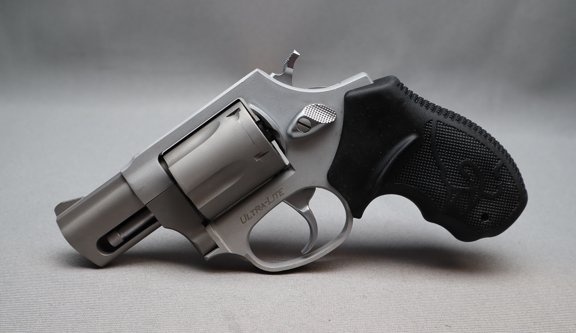 Taurus ~ 85 UL ~ .38 Special - Bass Pro Shops