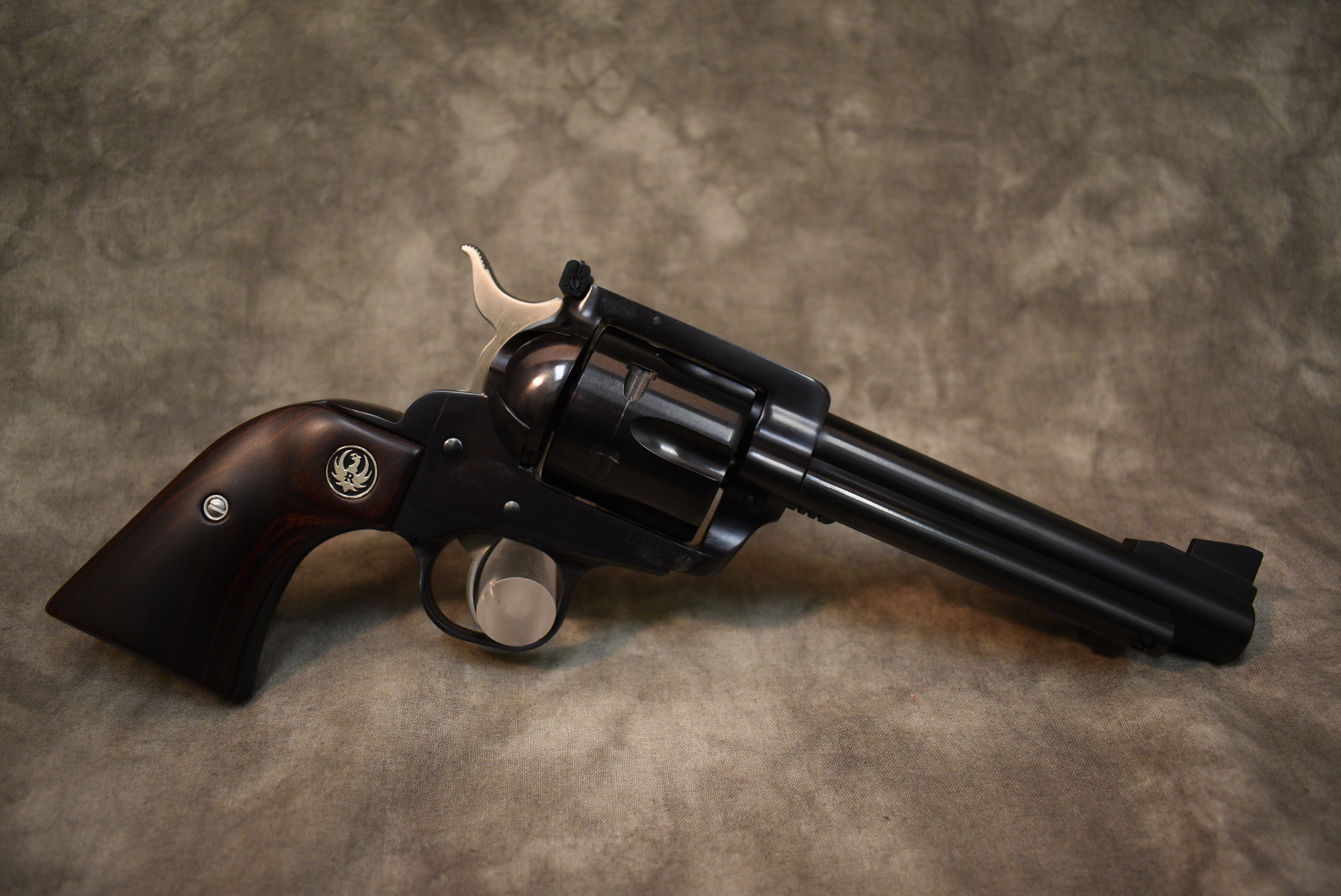 ++RUGER NEW MODEL BLACKHAWK .357 - Ruger