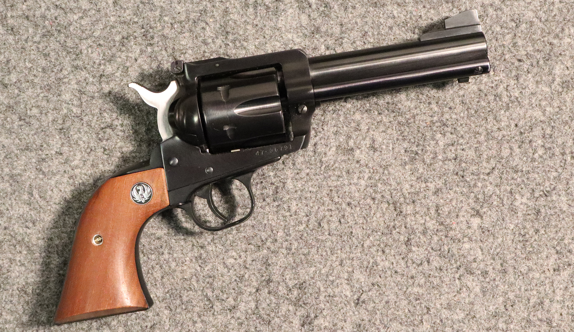 Image of ++RUGER NEW MODEL BLACK HAWK .41