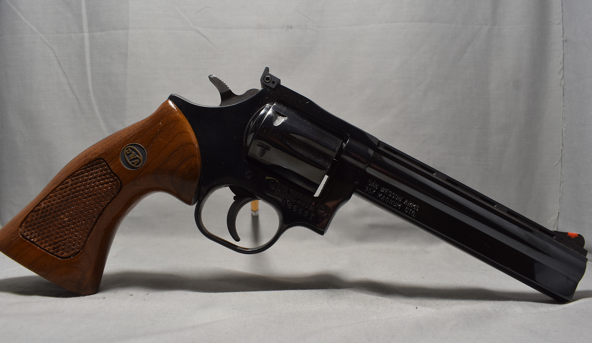 Dan Wesson ~ .357 Magnum - Bass Pro Shops