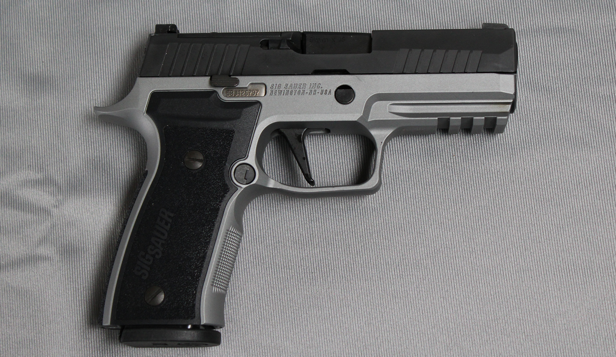 Image of SIG Sauer~P320 AXG Carry~9mm
