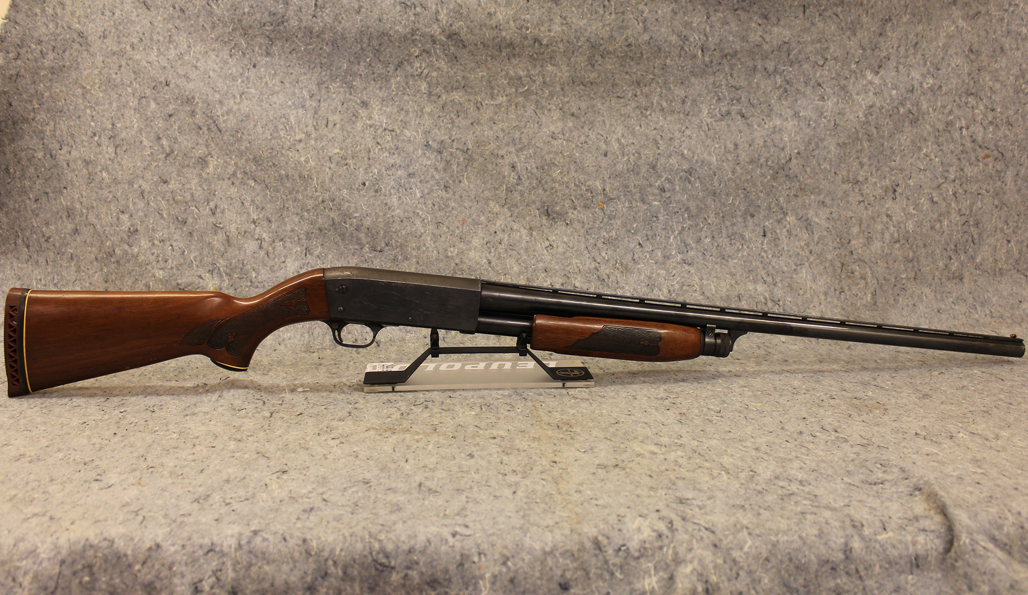 ++ITHACA GUN COMPANY 37 FEATHERL - Ithaca