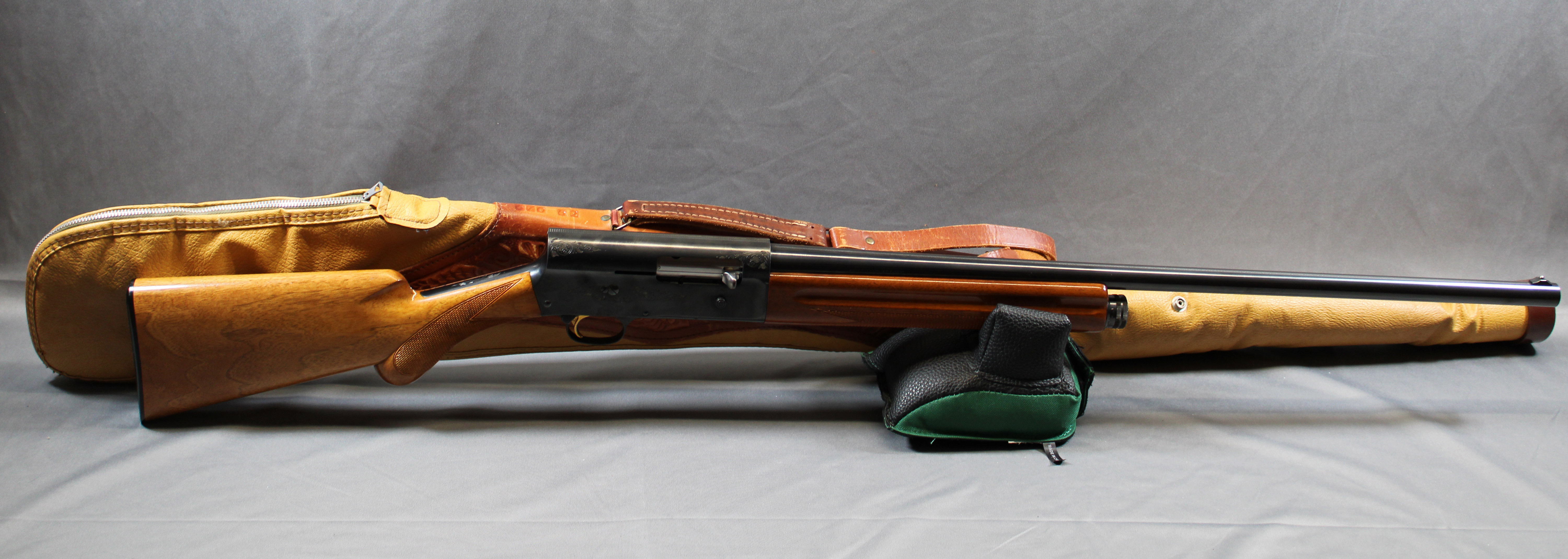 ++BROWNING LIGHT TWELVE 12 GAUGE - Browning