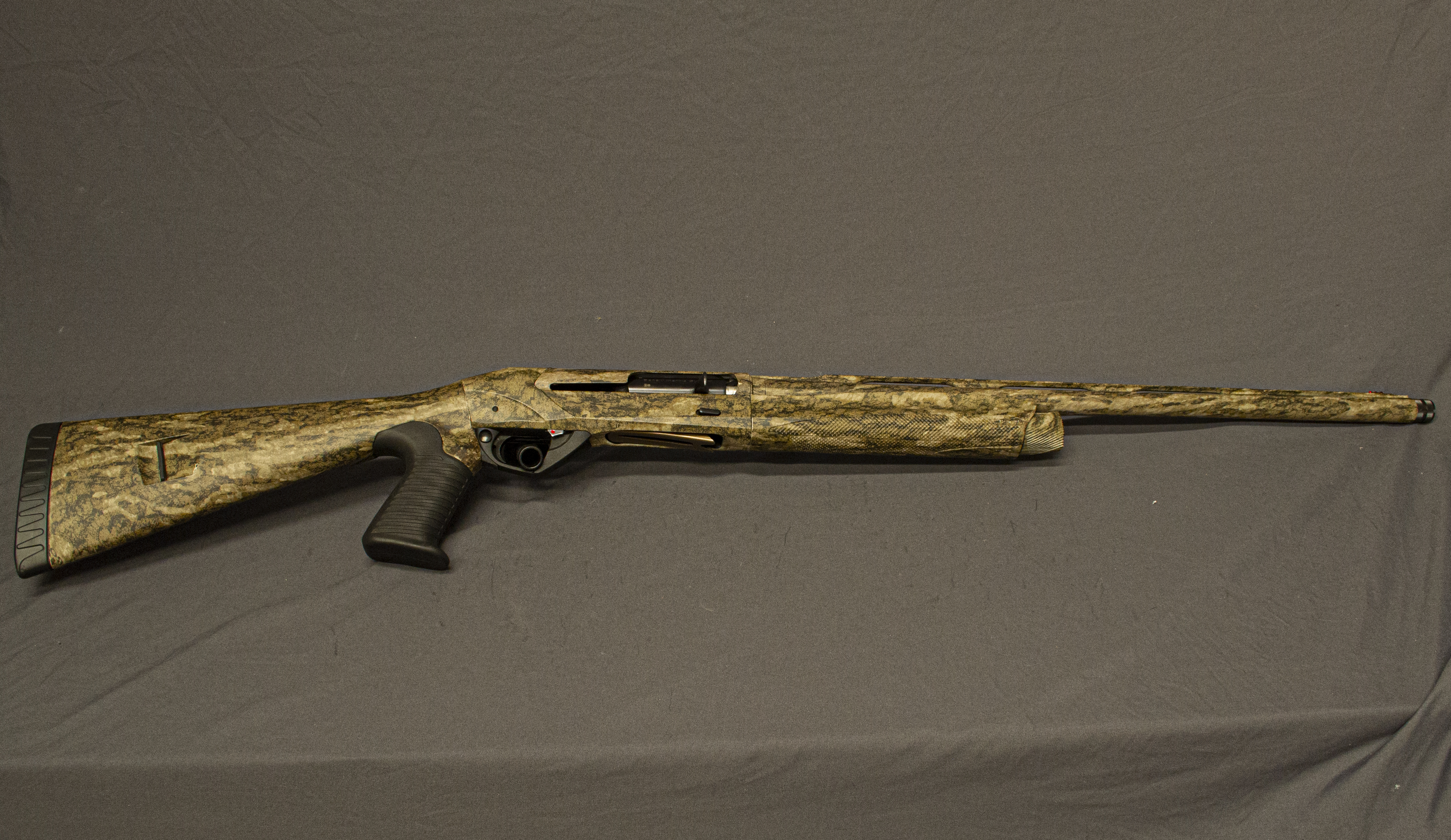 Image of Benelli~Super Black Eagle III~12 Gauge