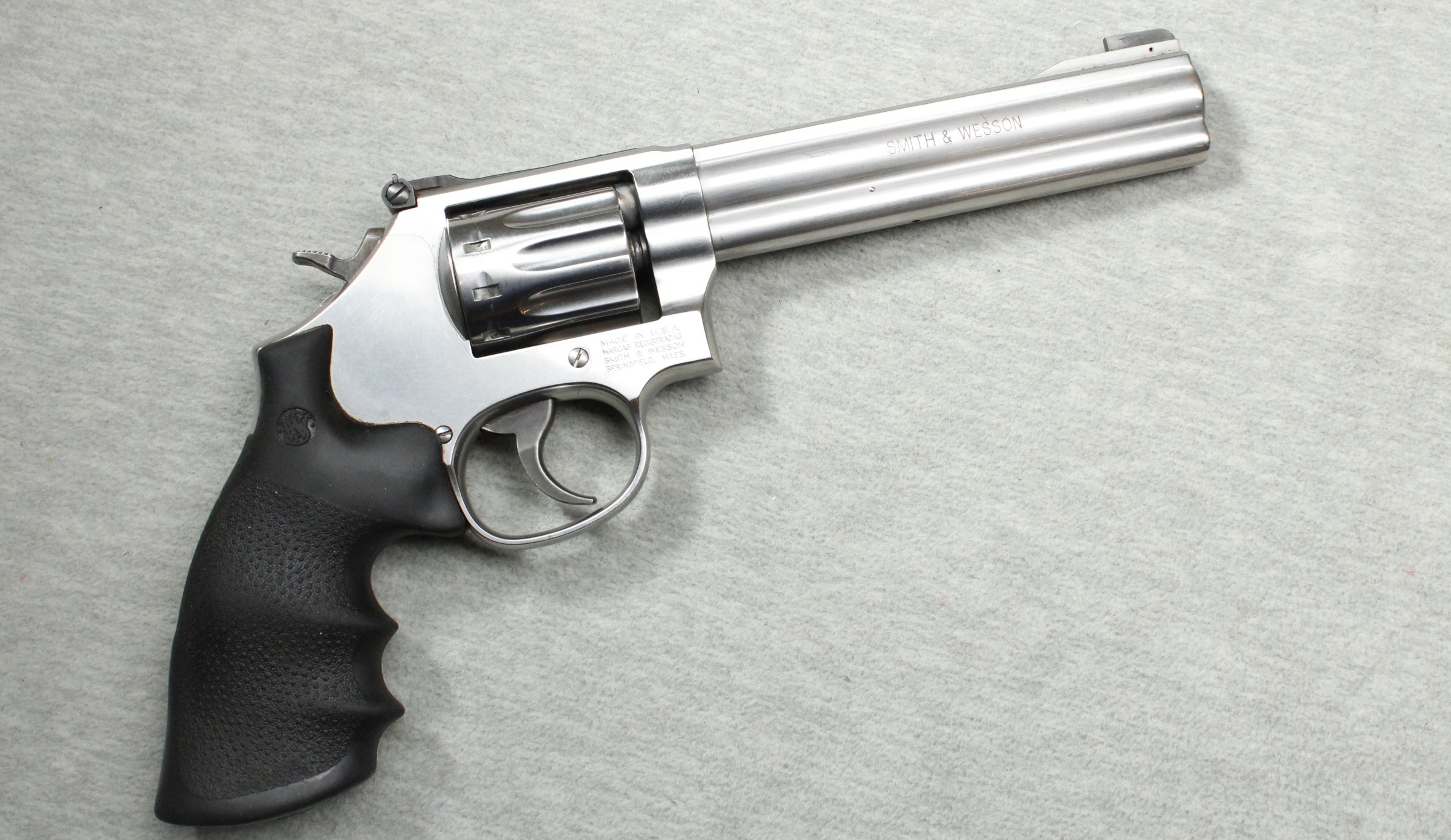 Image of Smith & Wesson ~ Model 617-2 - .22 LR