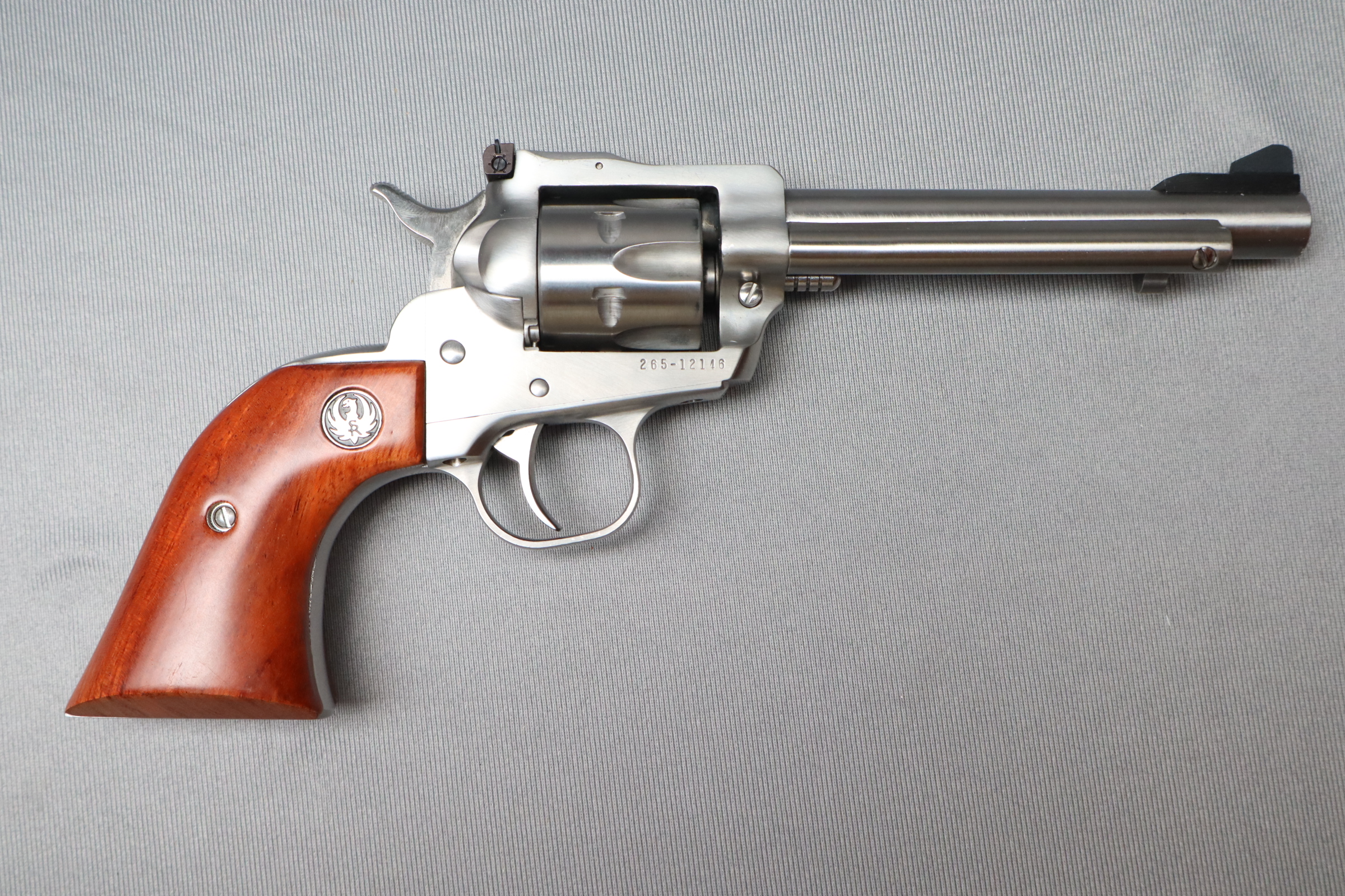 ++RUGER NEW MODEL SINGLE SIX .22 - Ruger